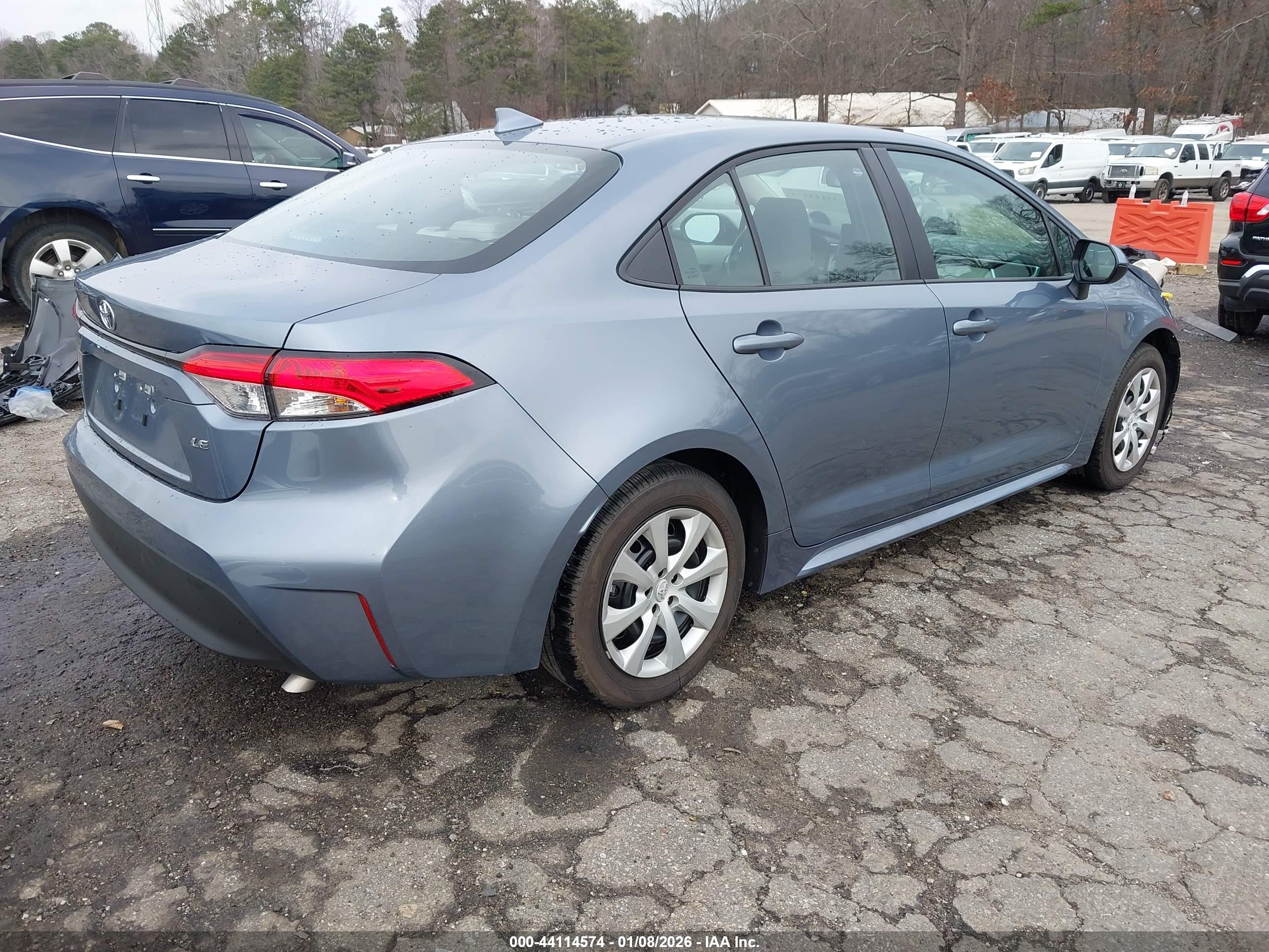 TOYOTA COROLLA image 4