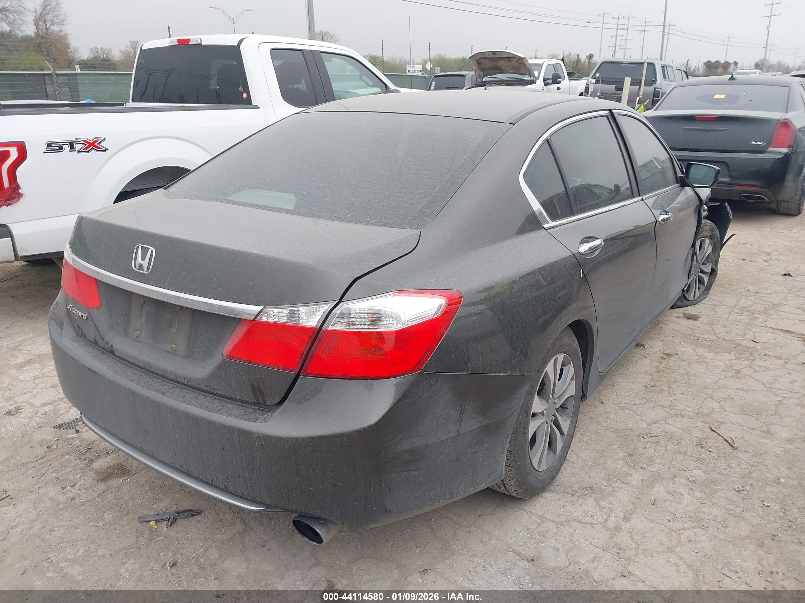 HONDA ACCORD image 4