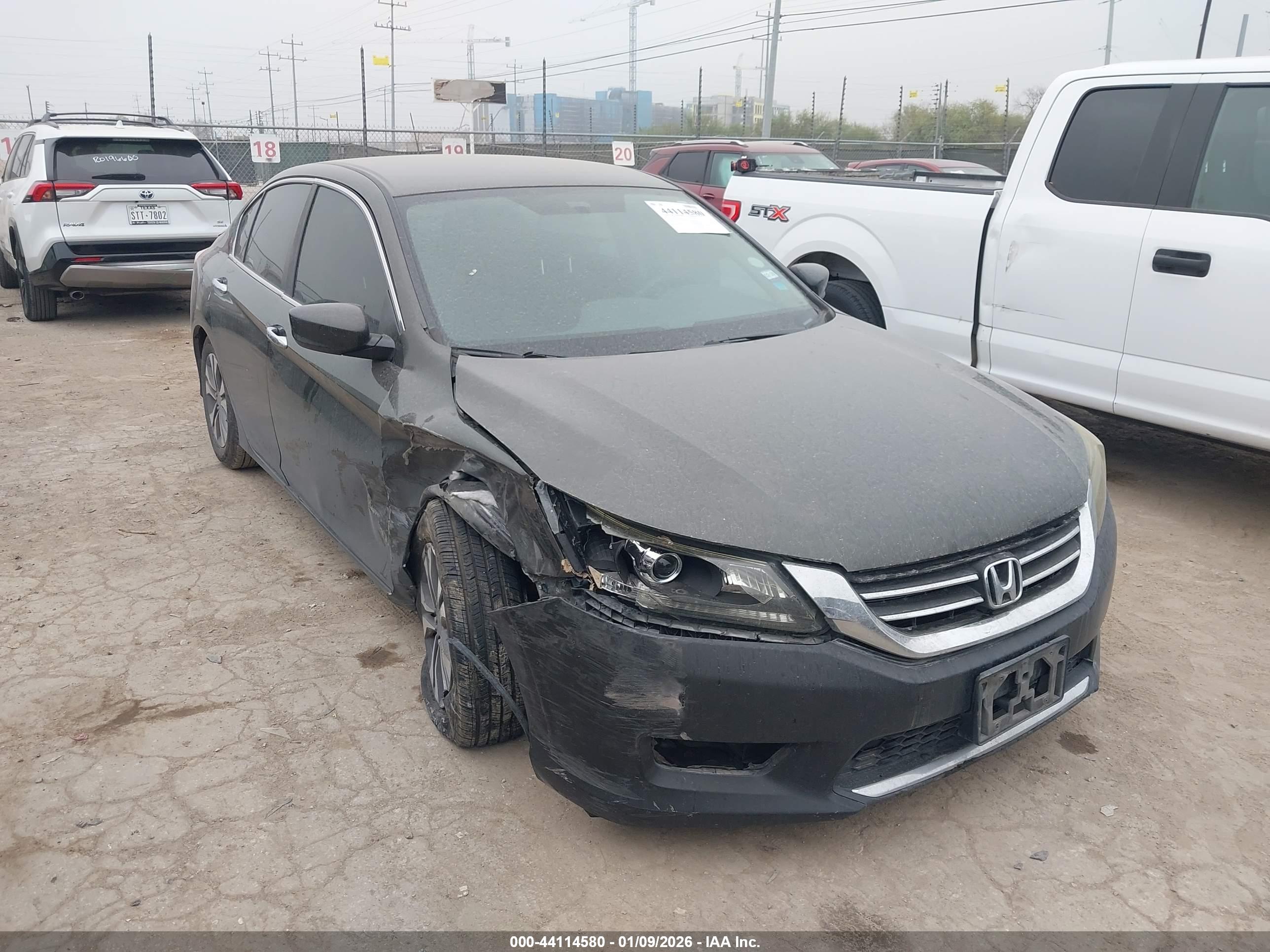 HONDA ACCORD image 6