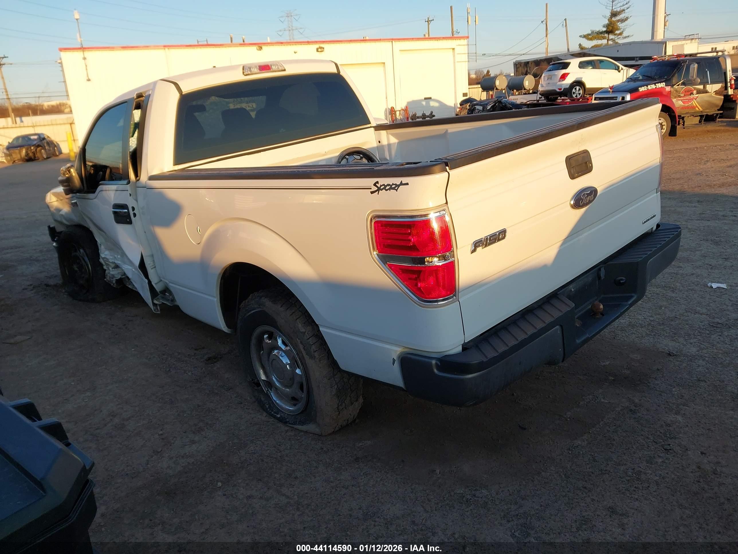 FORD F-150 image 3