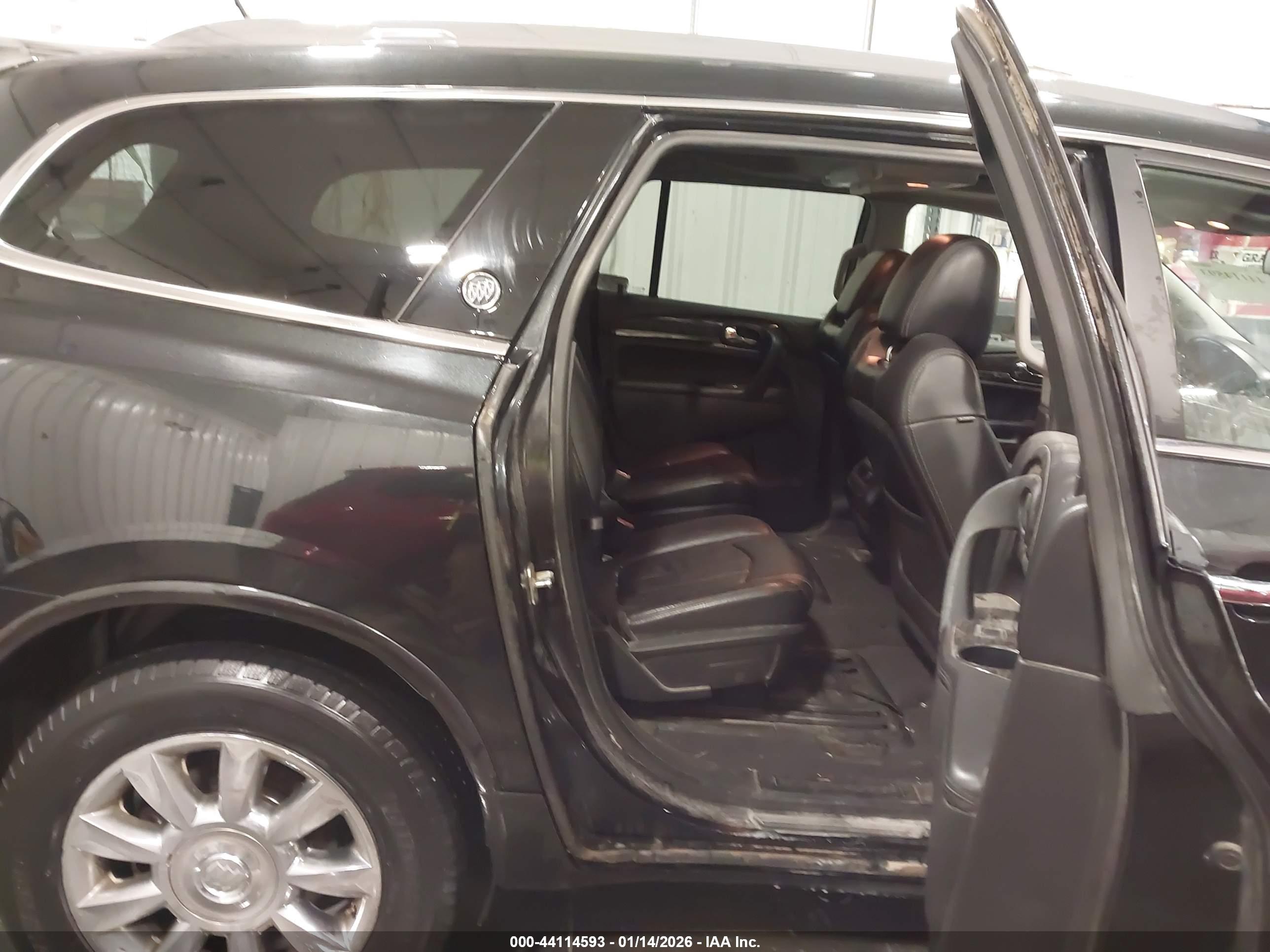 BUICK ENCLAVE image 8