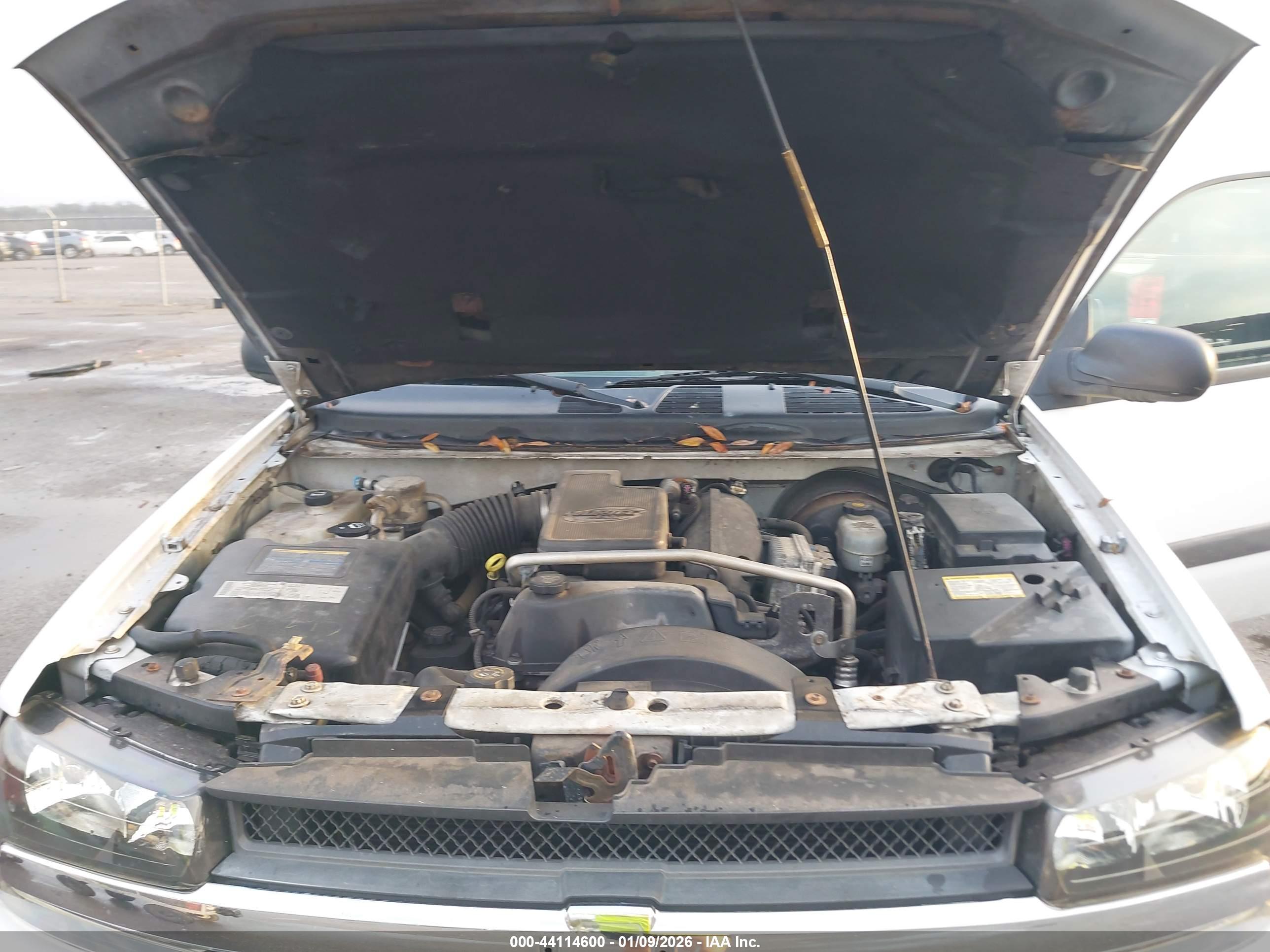 CHEVROLET TRAILBLAZER image 10