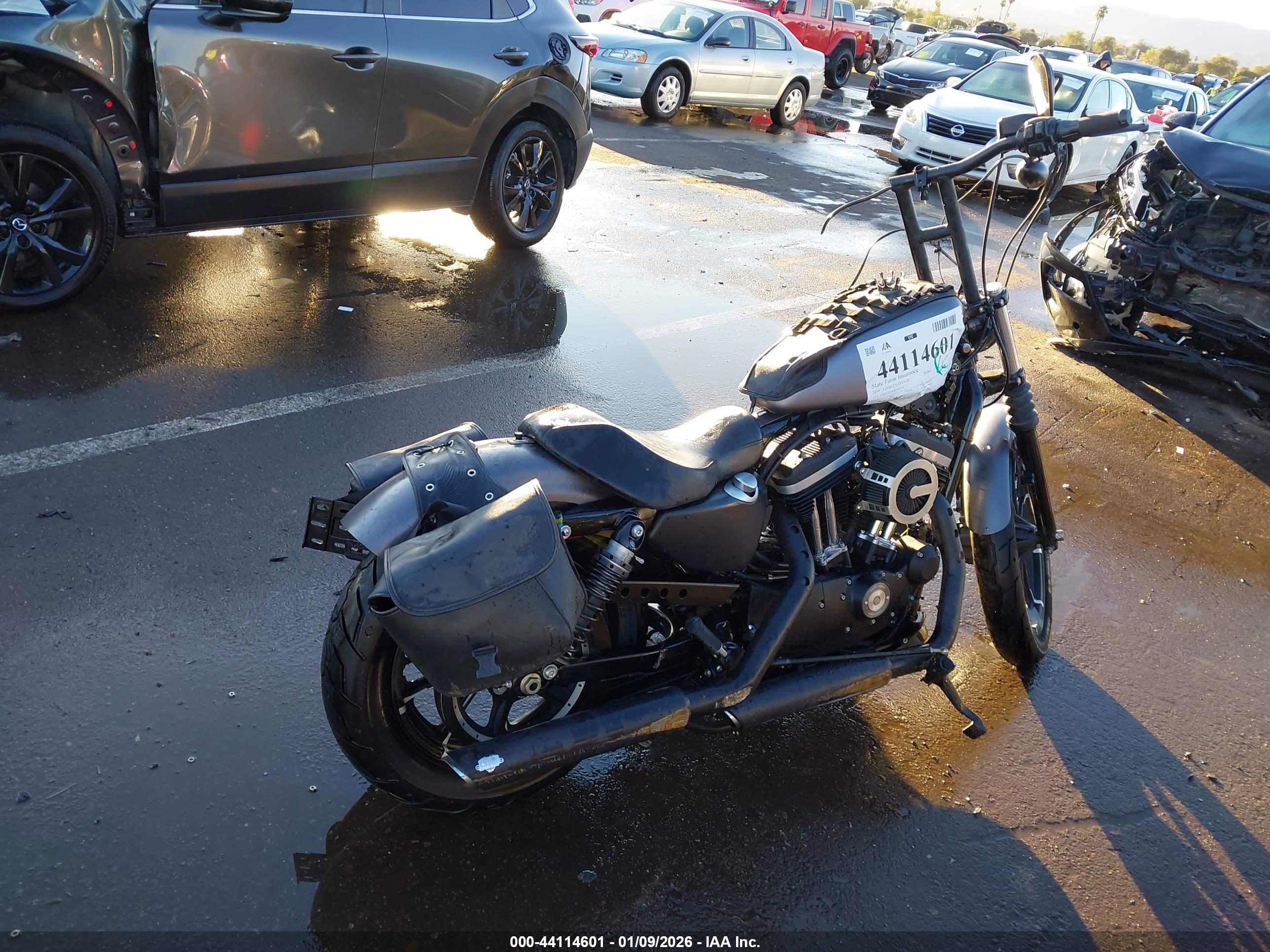 HARLEY-DAVIDSON XL883 image 4