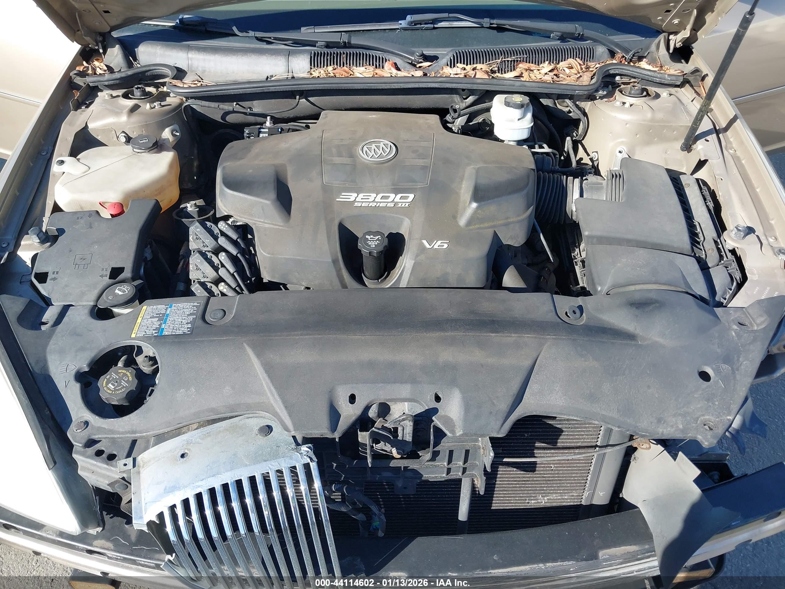 BUICK LUCERNE image 10