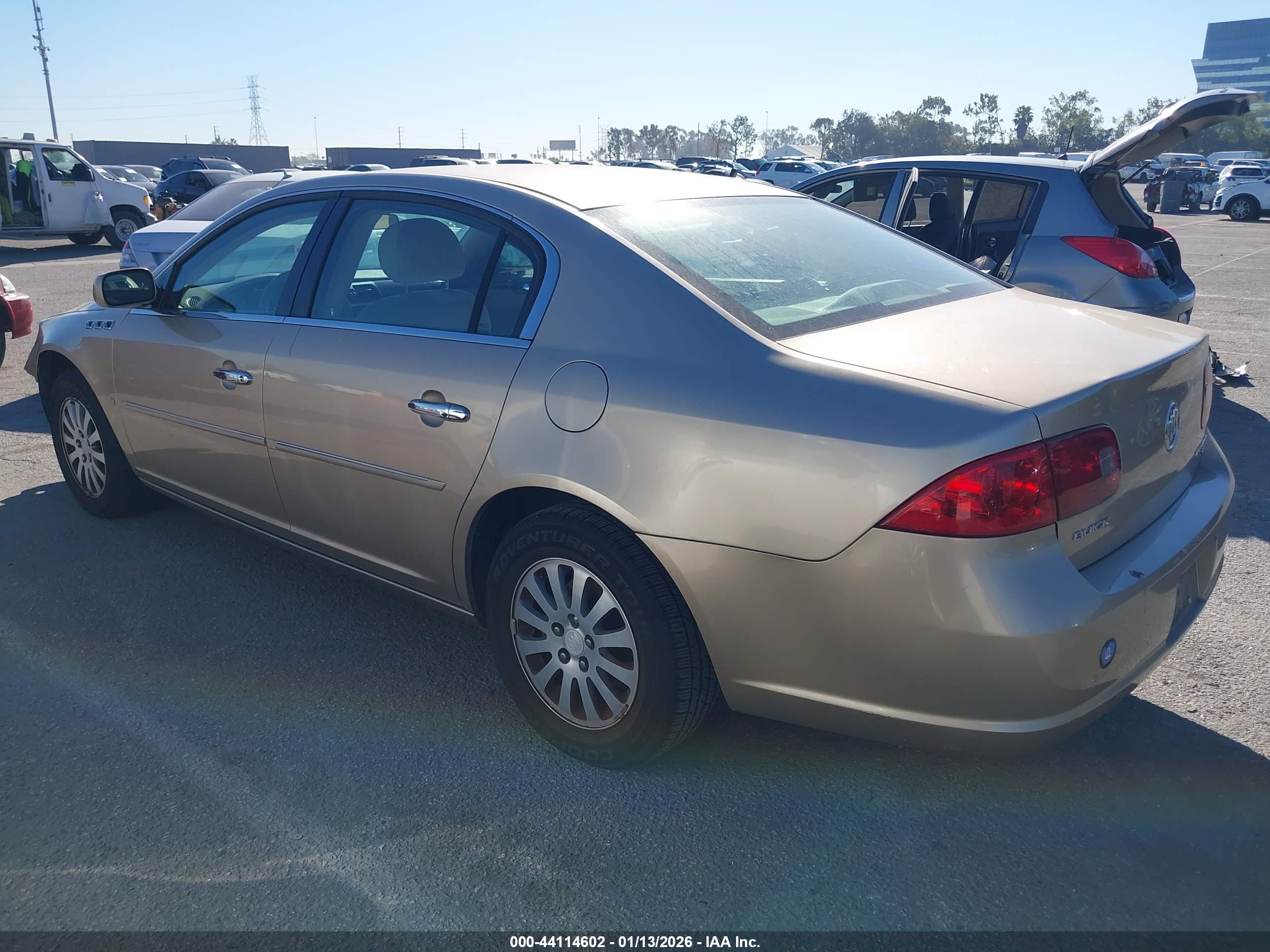BUICK LUCERNE image 3
