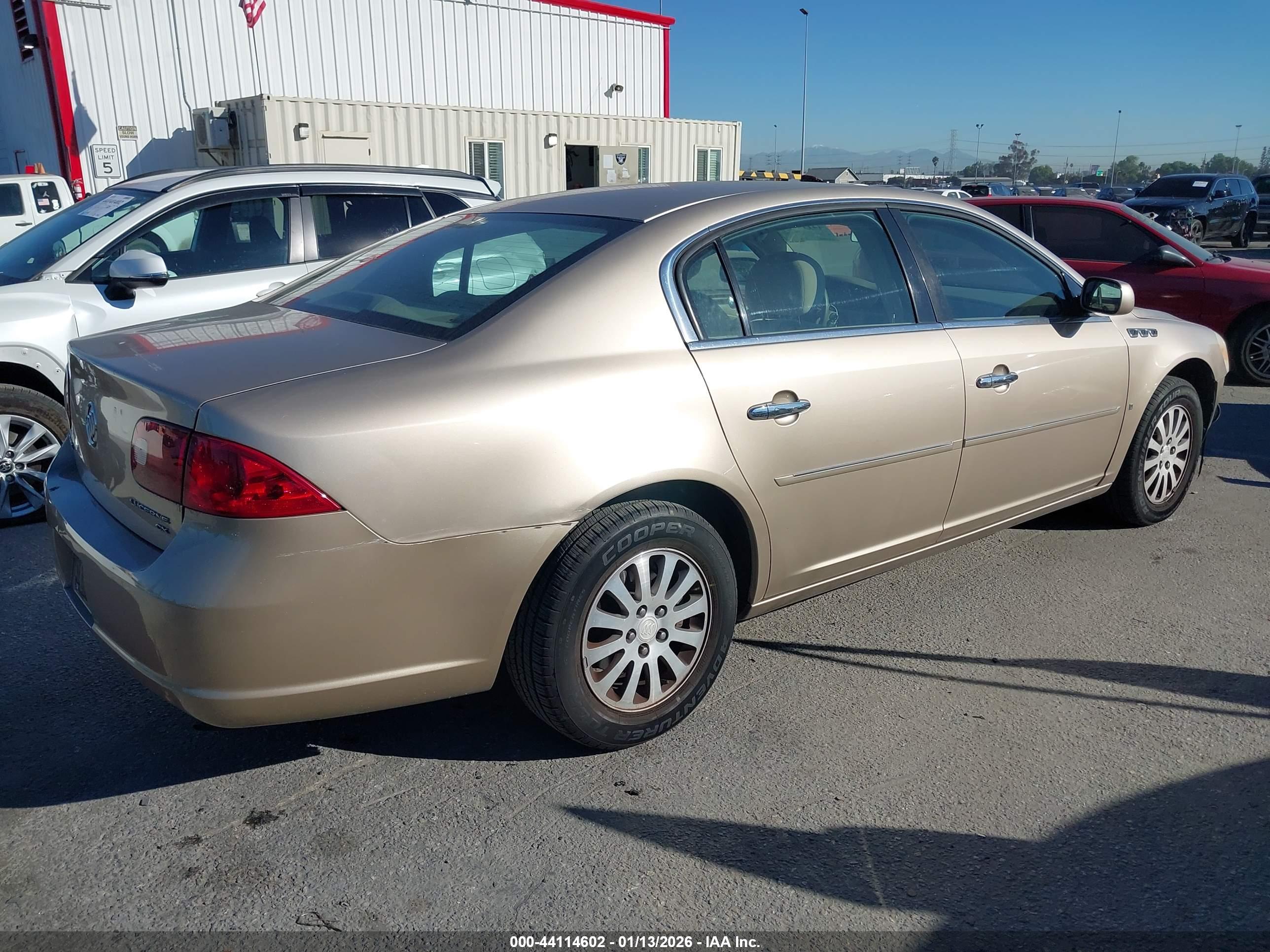 BUICK LUCERNE image 4