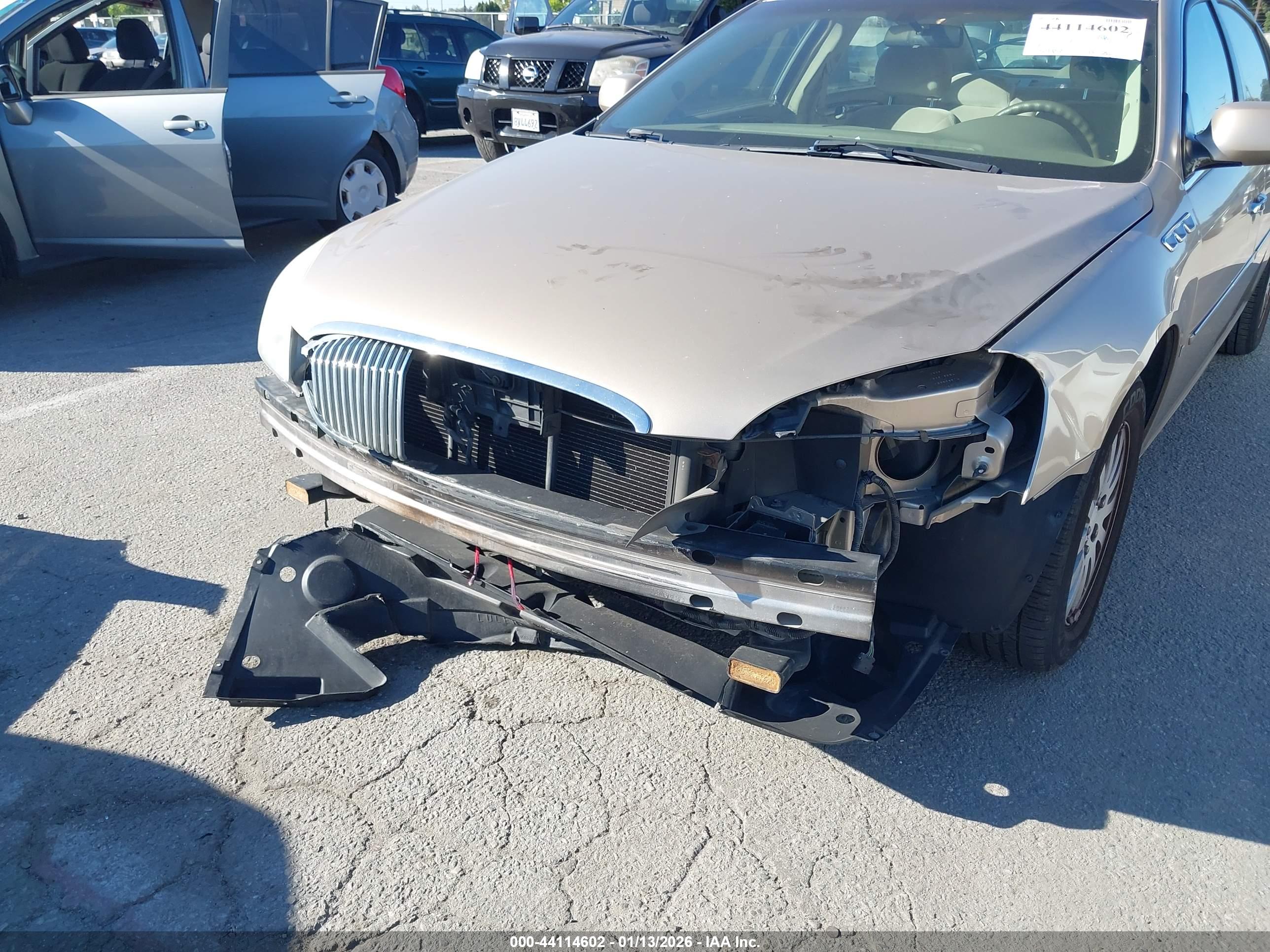 BUICK LUCERNE image 6