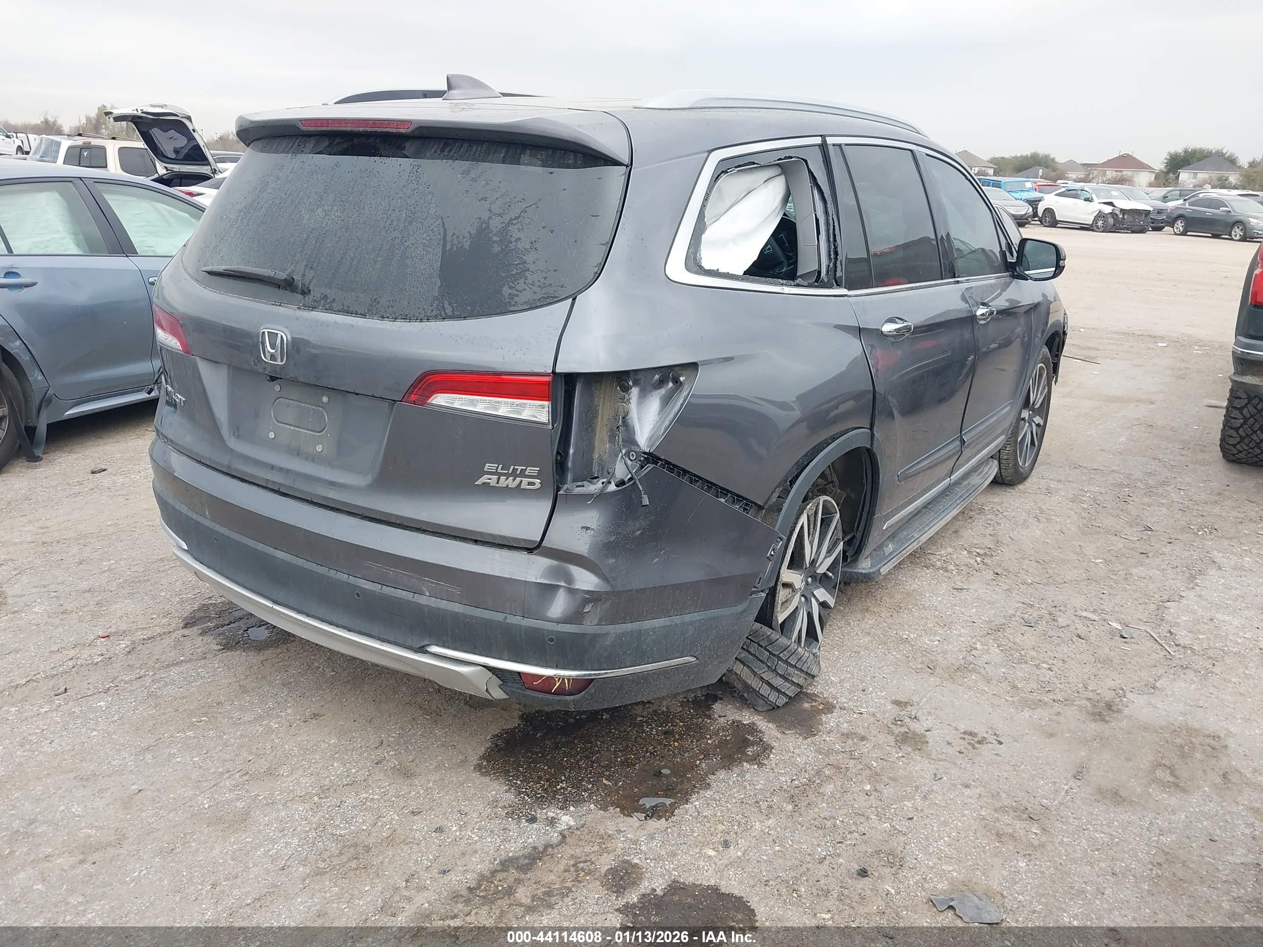 HONDA PILOT image 4