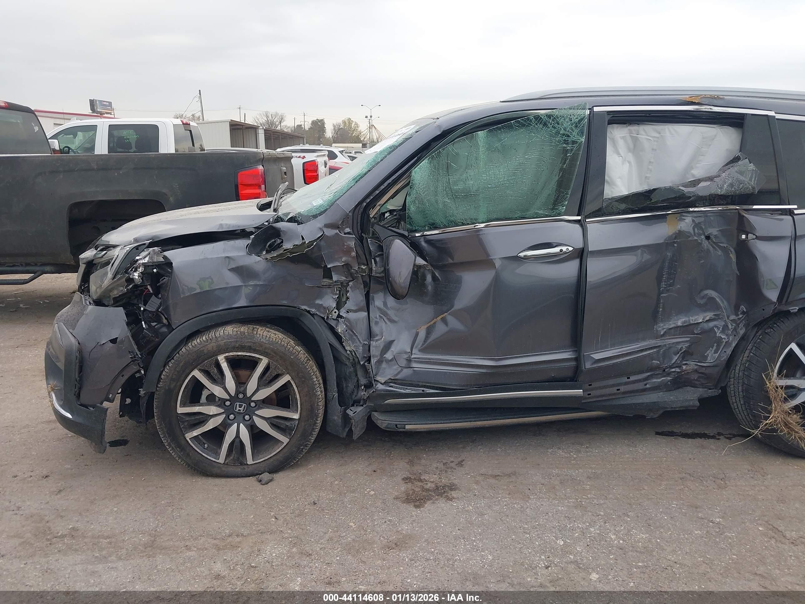 HONDA PILOT image 6