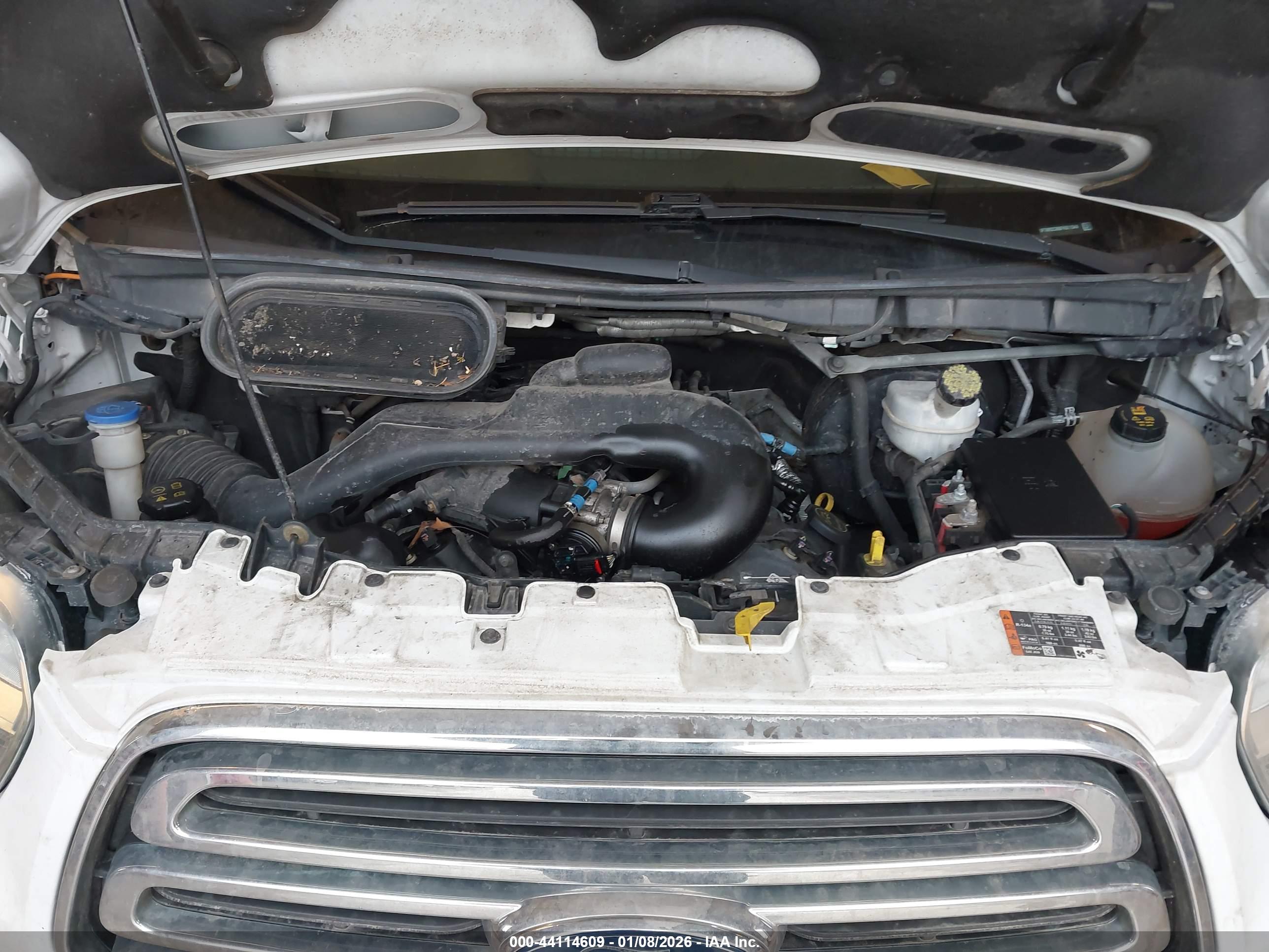 FORD TRANSIT-250 image 10