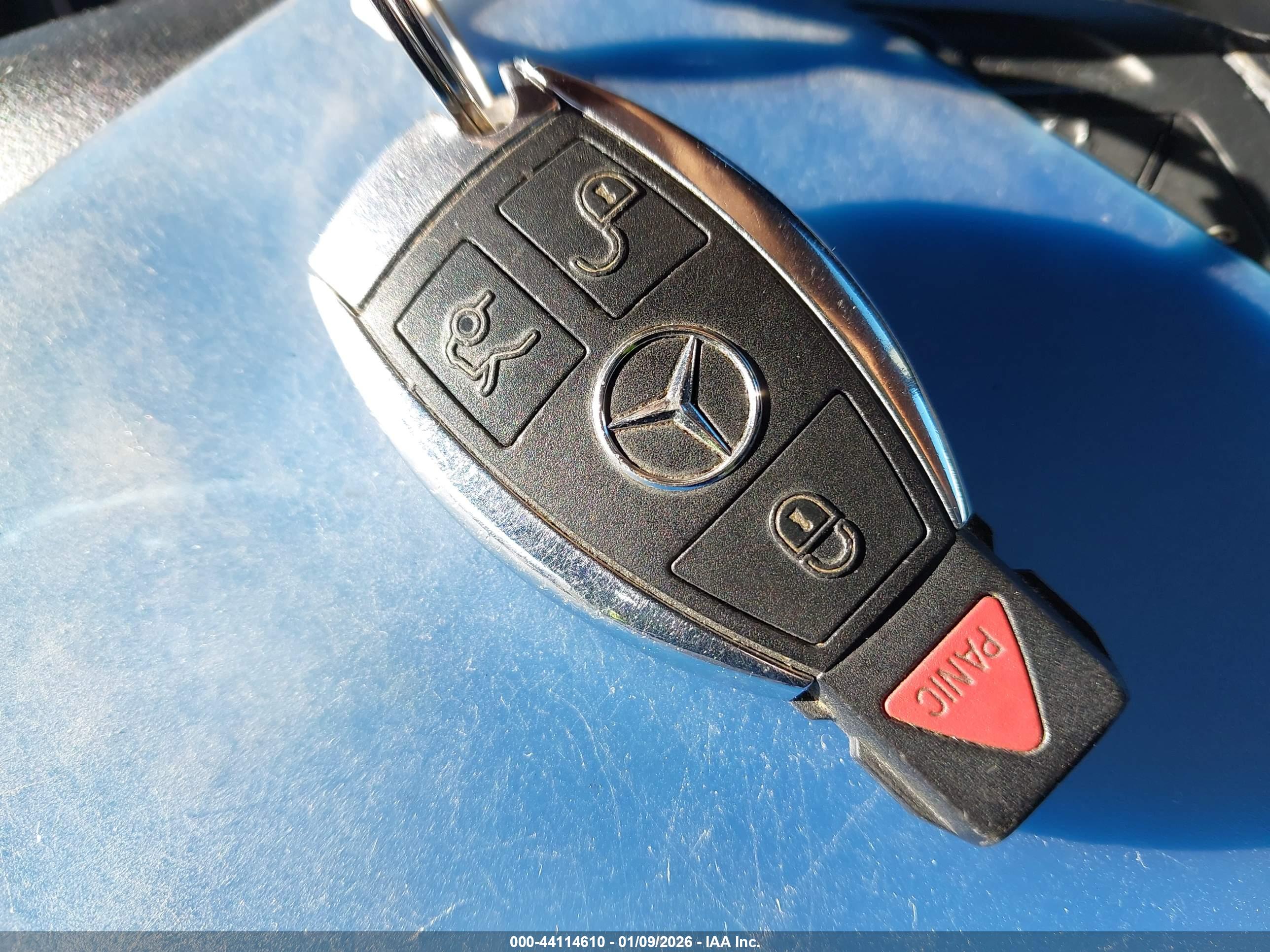 MERCEDES-BENZ GLK image 11