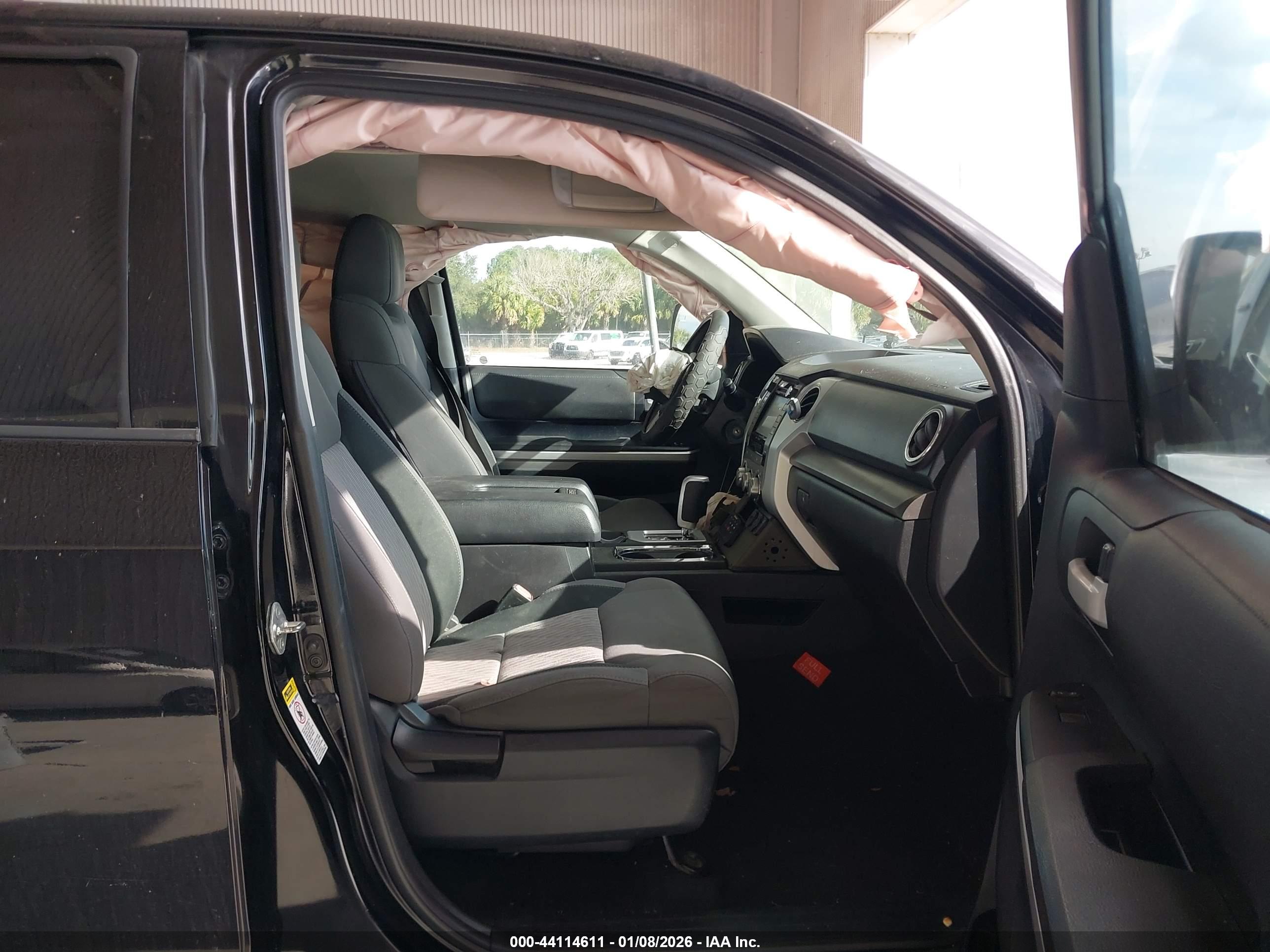 TOYOTA TUNDRA image 5