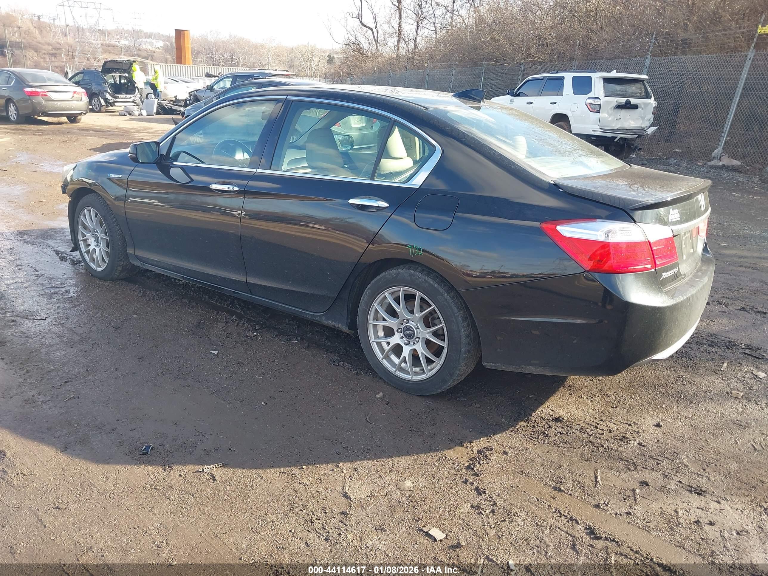 HONDA ACCORD image 3