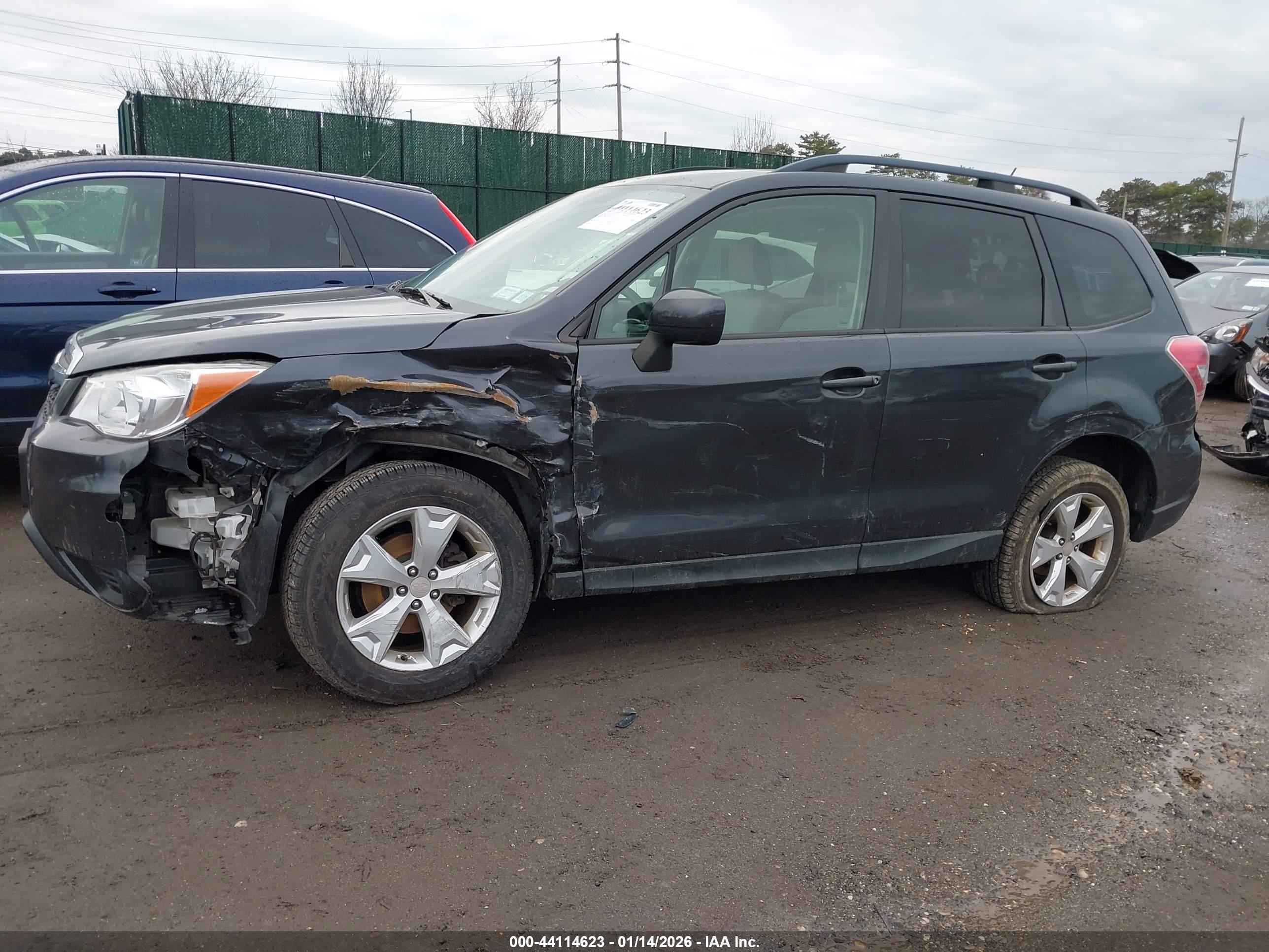 SUBARU FORESTER image 6