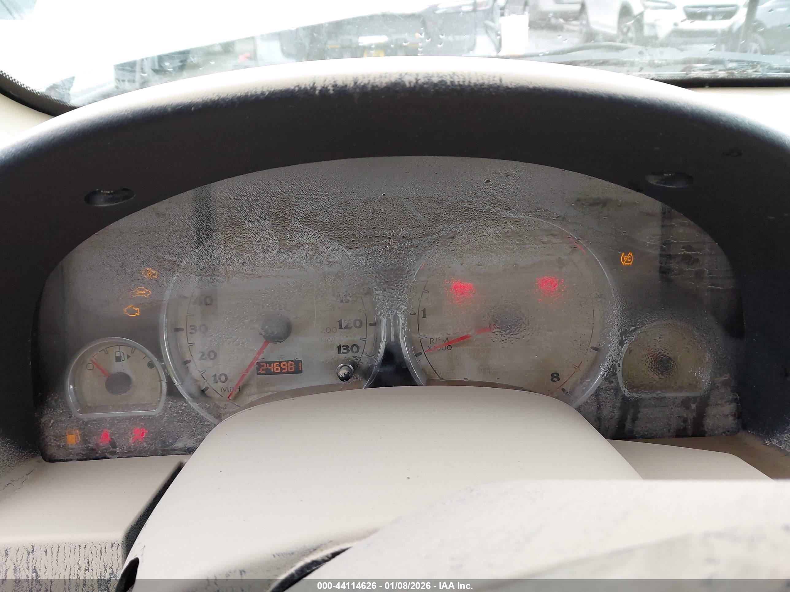 SATURN VUE image 7