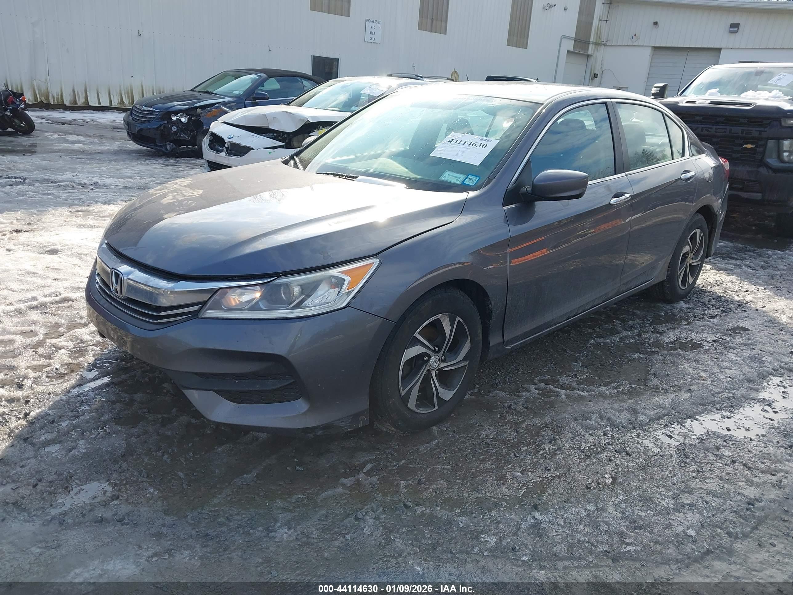 HONDA ACCORD image 2