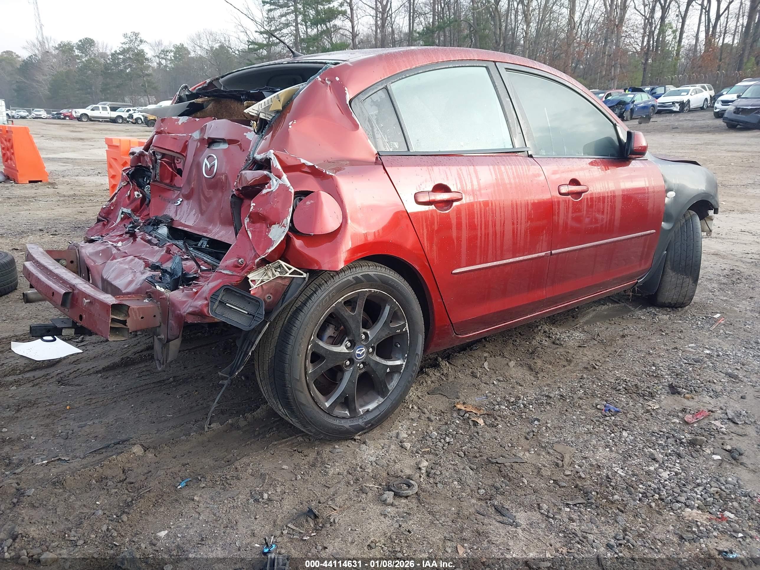 MAZDA MAZDA3 image 4