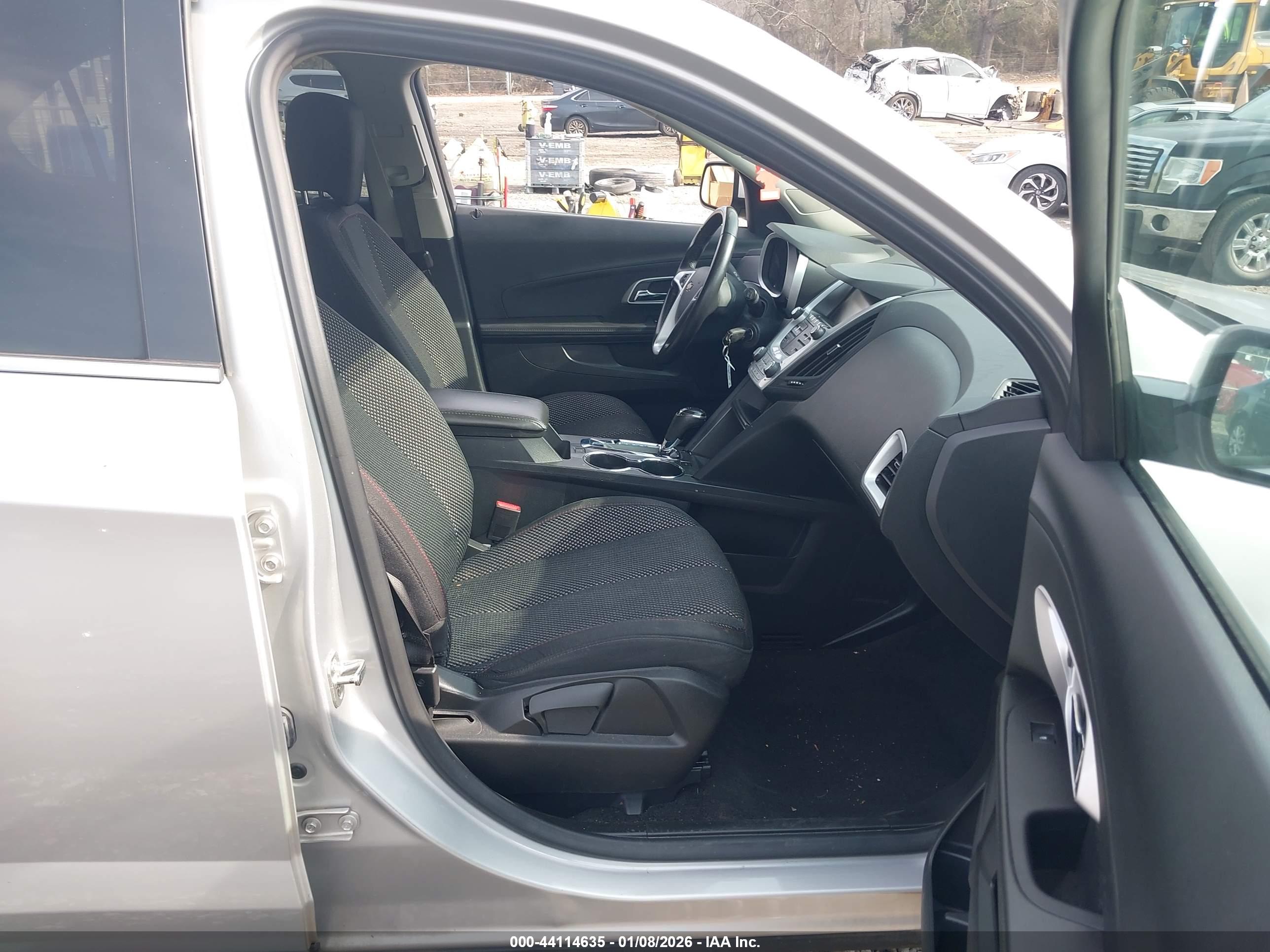 CHEVROLET EQUINOX image 5
