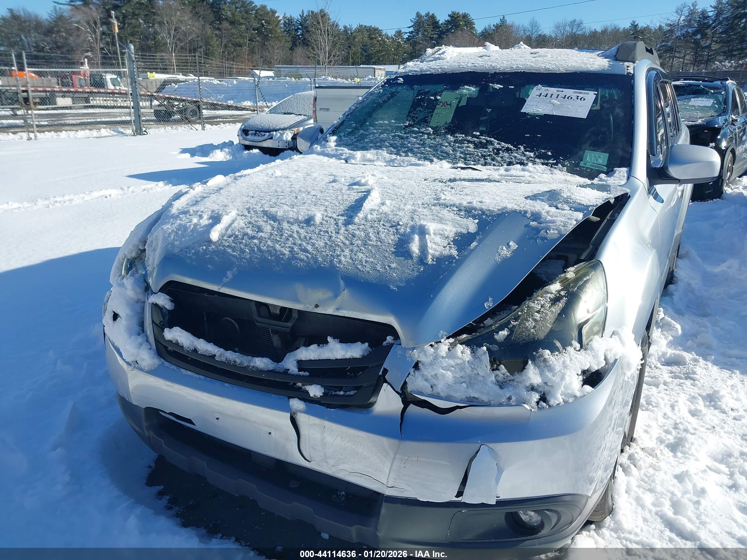 SUBARU OUTBACK image 6