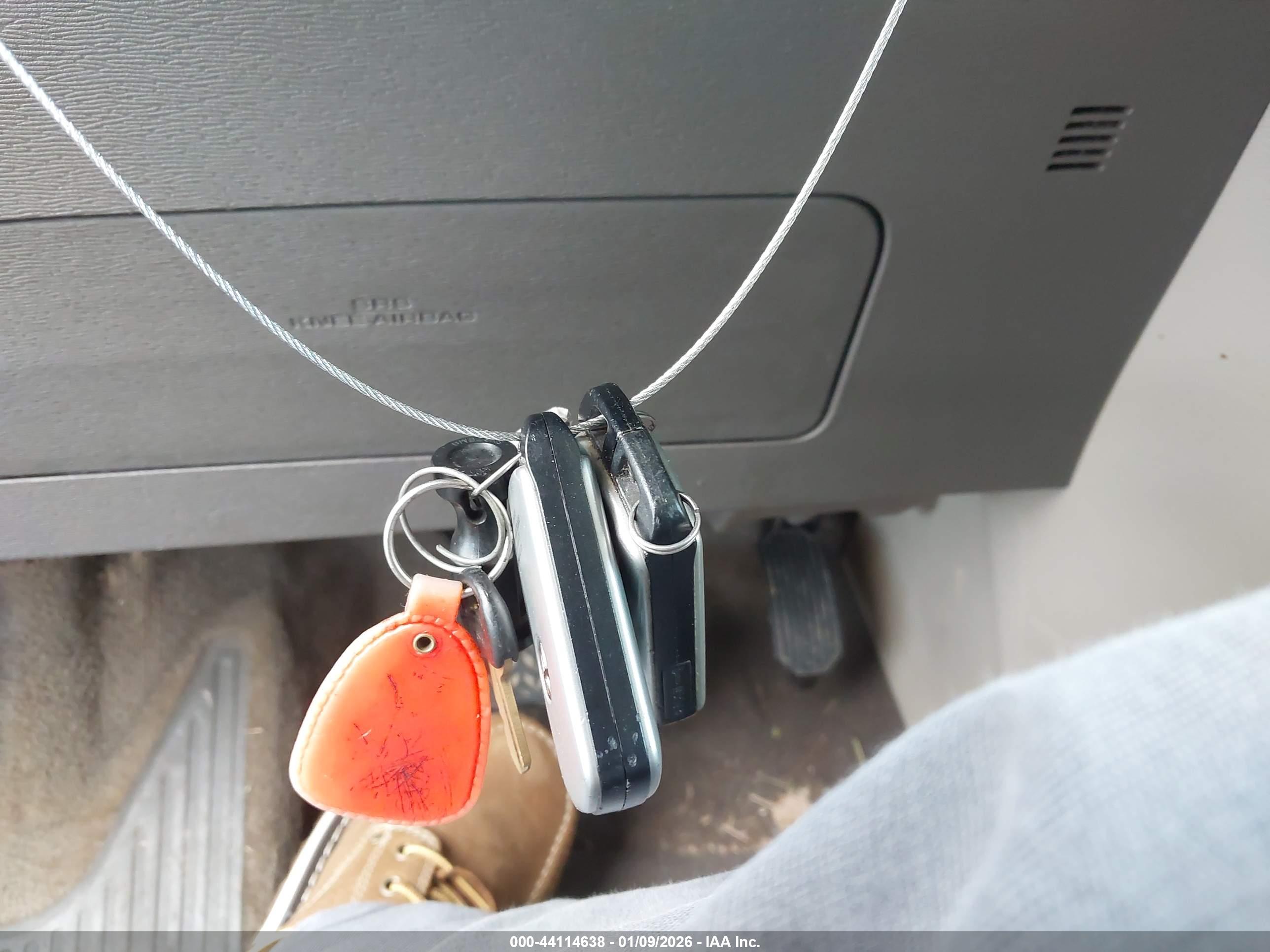 TOYOTA SIENNA image 11