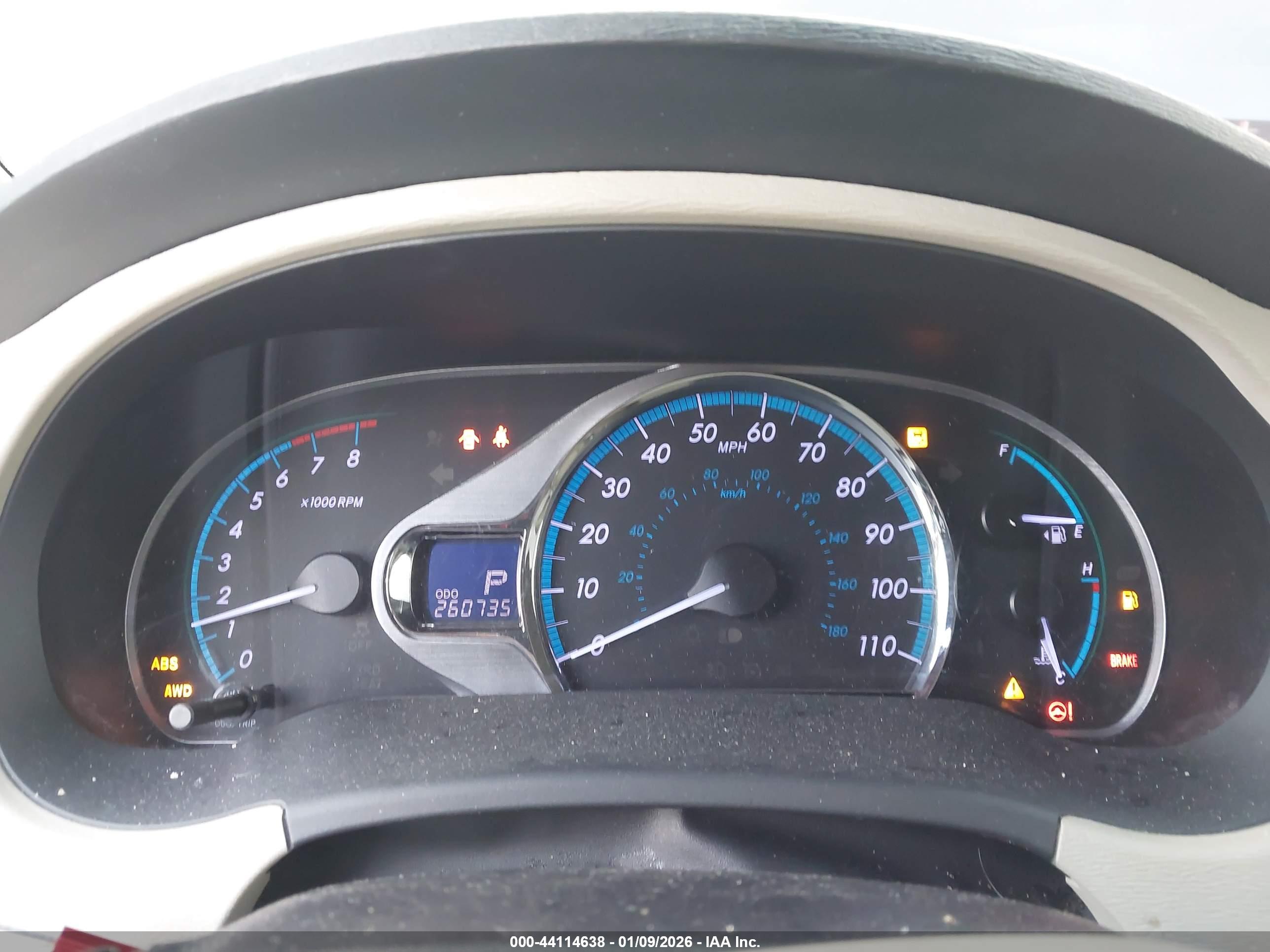 TOYOTA SIENNA image 7