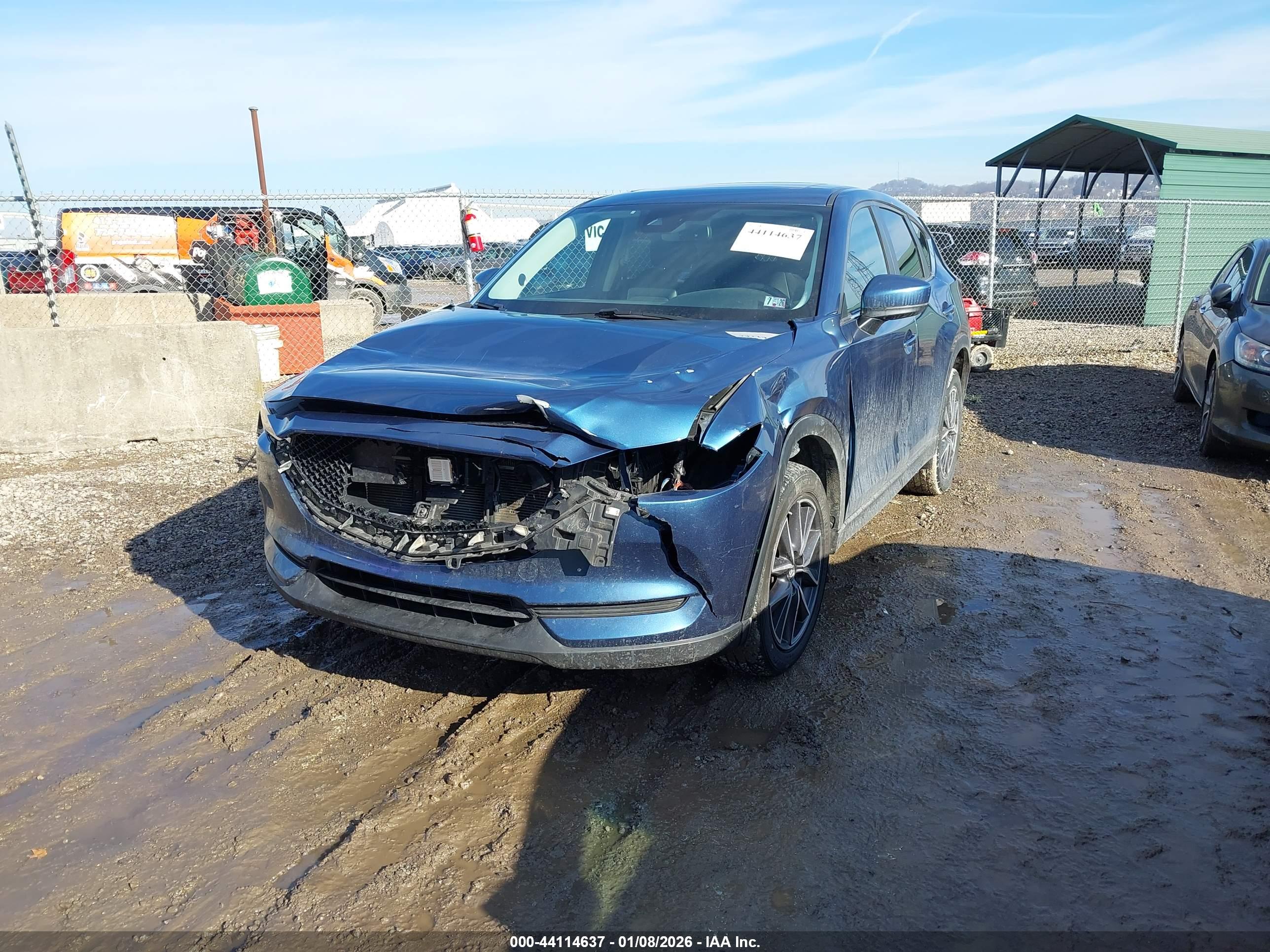MAZDA CX-5 image 2