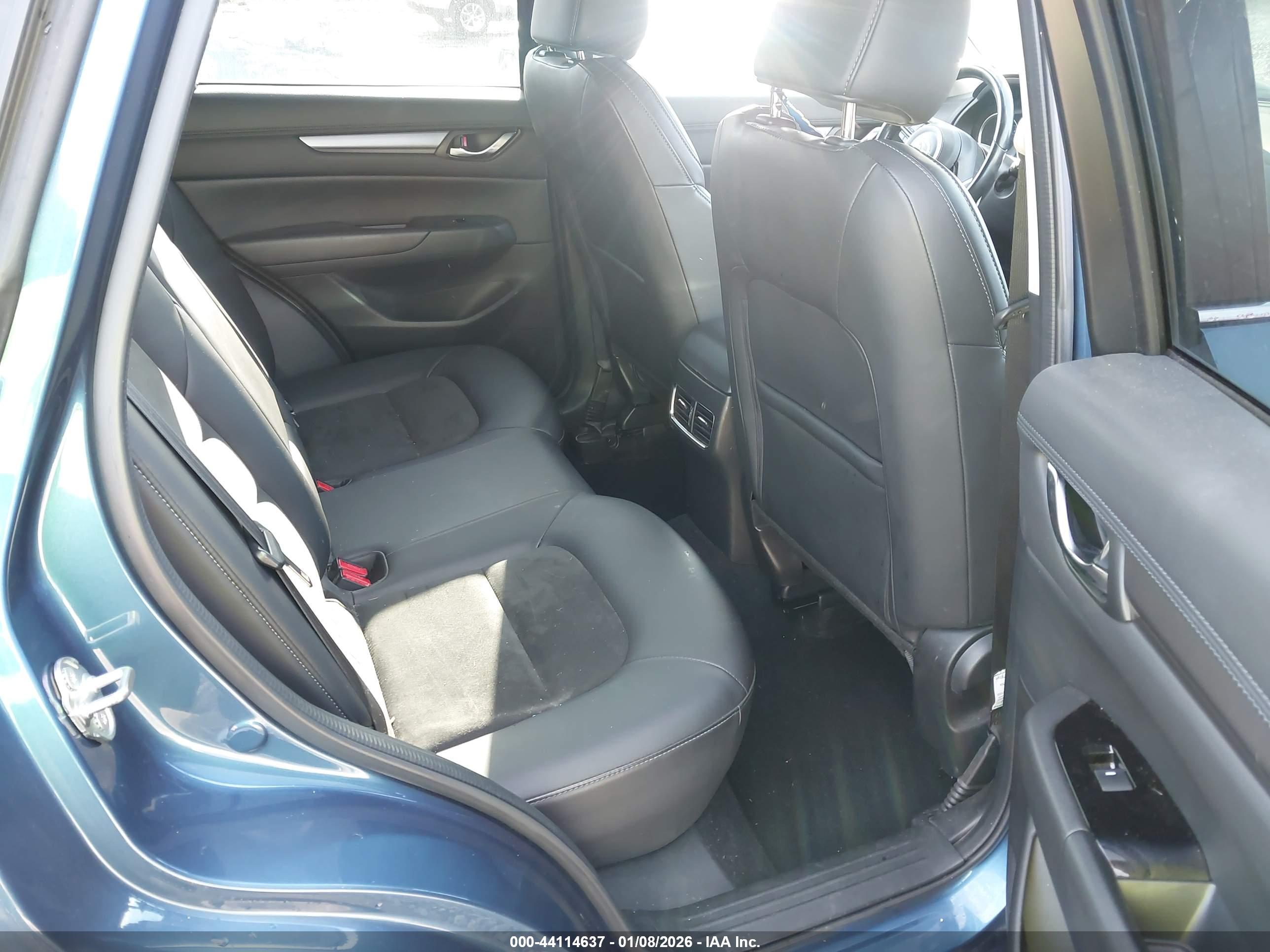 MAZDA CX-5 image 8