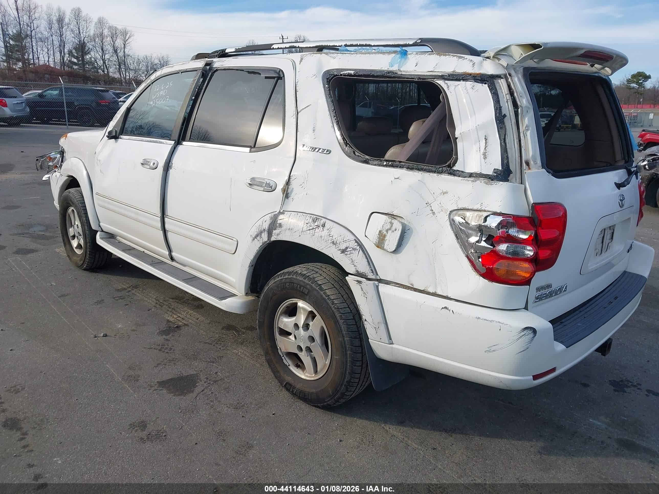 TOYOTA SEQUOIA image 3