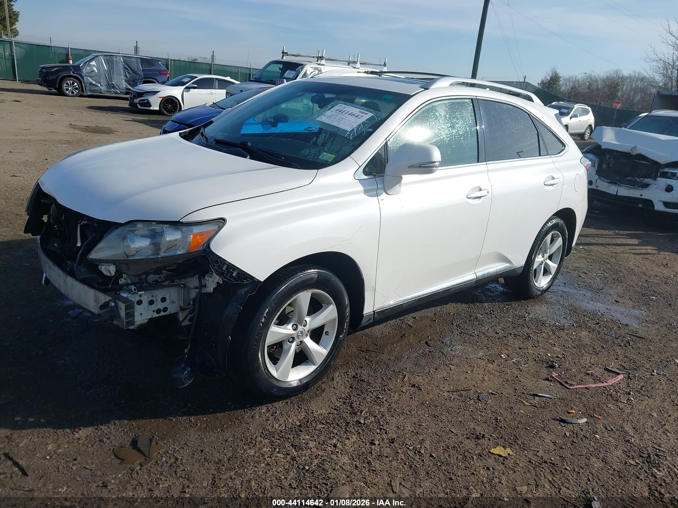 LEXUS RX image 2
