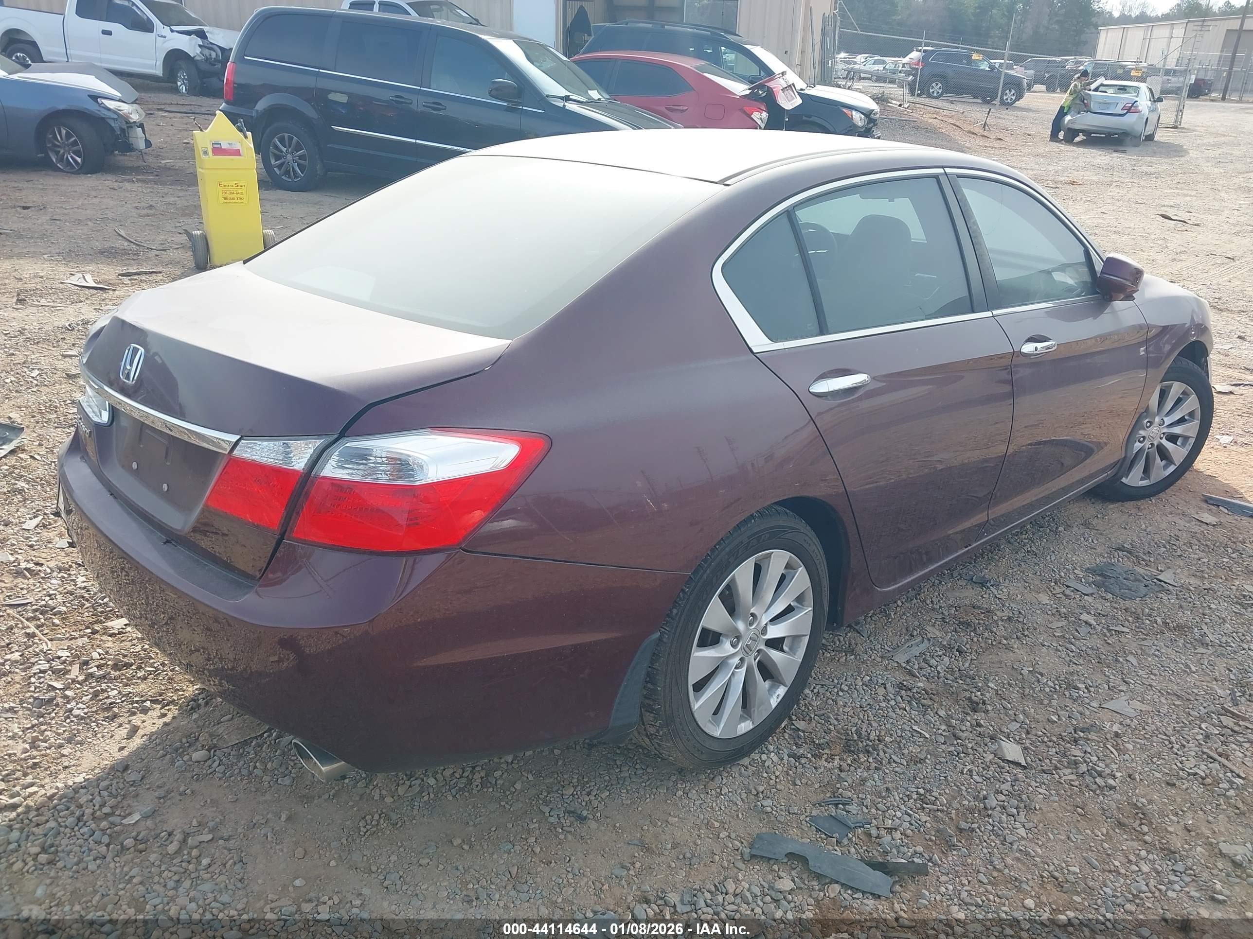 HONDA ACCORD image 4