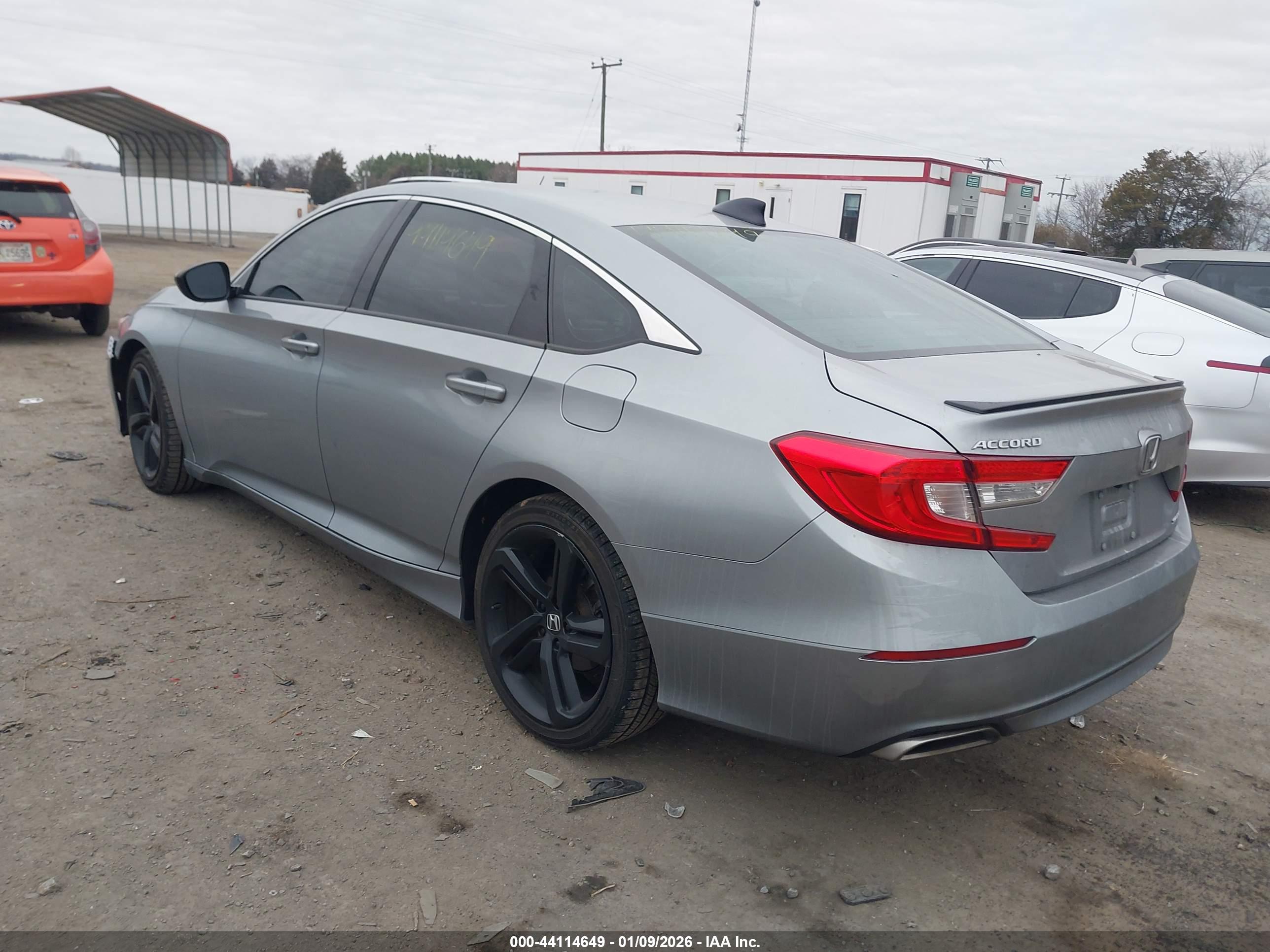 HONDA ACCORD image 3