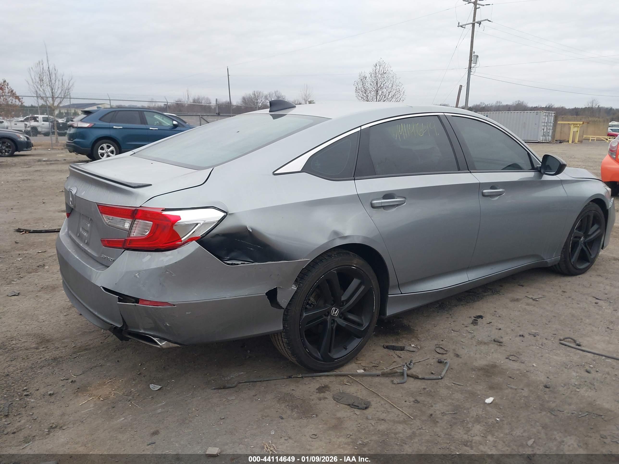 HONDA ACCORD image 4