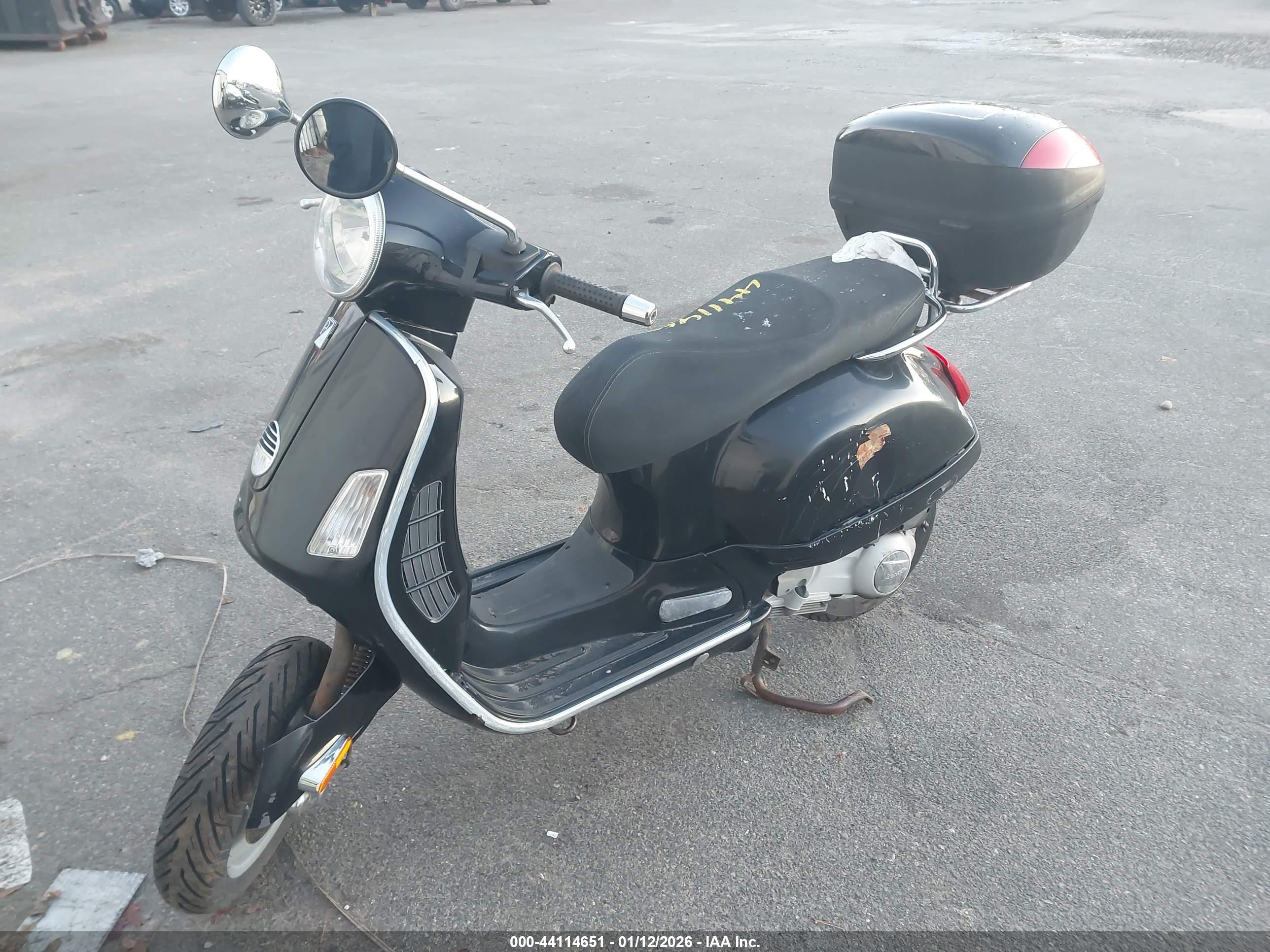 VESPA GTS image 10