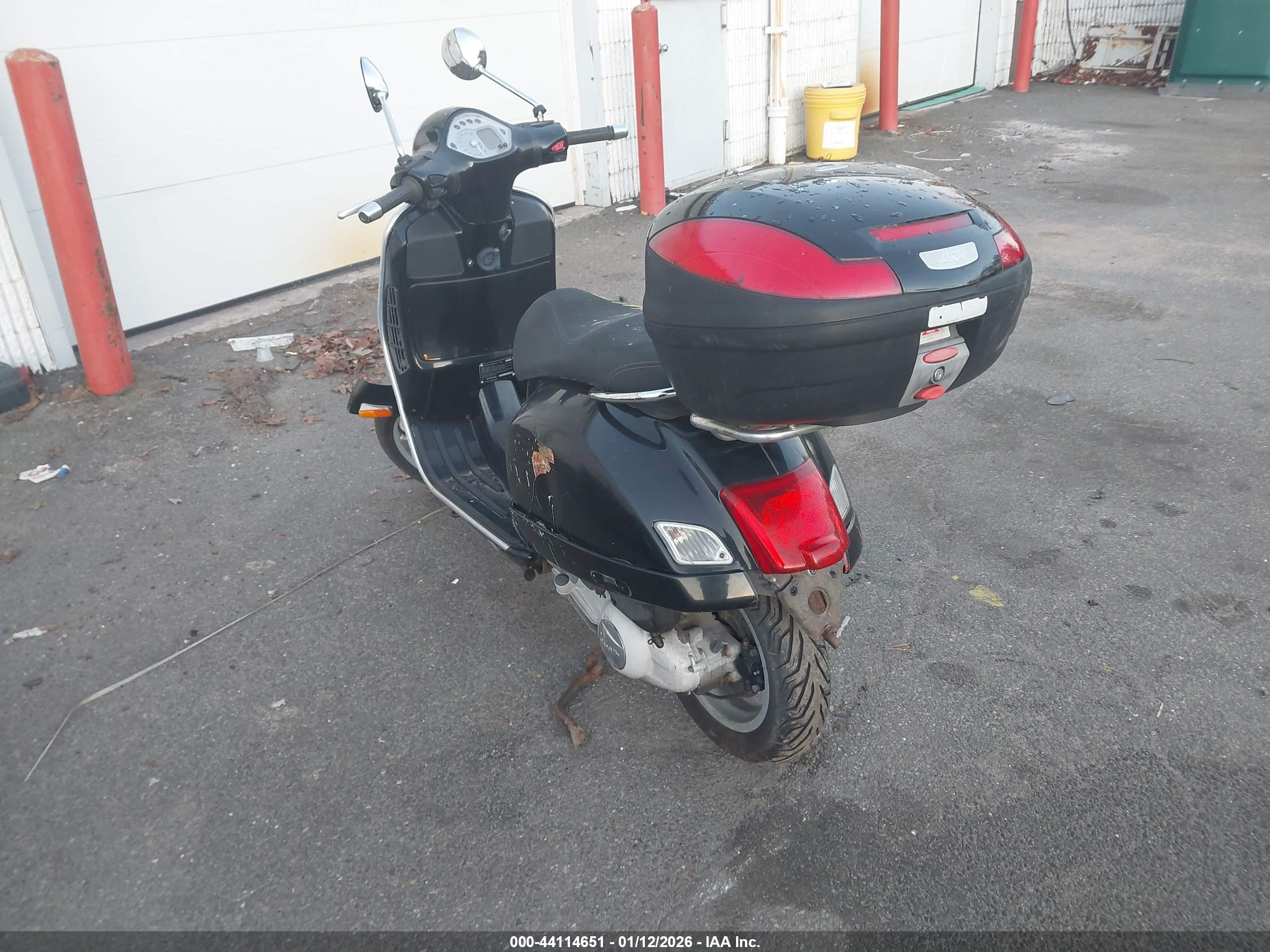 VESPA GTS image 3
