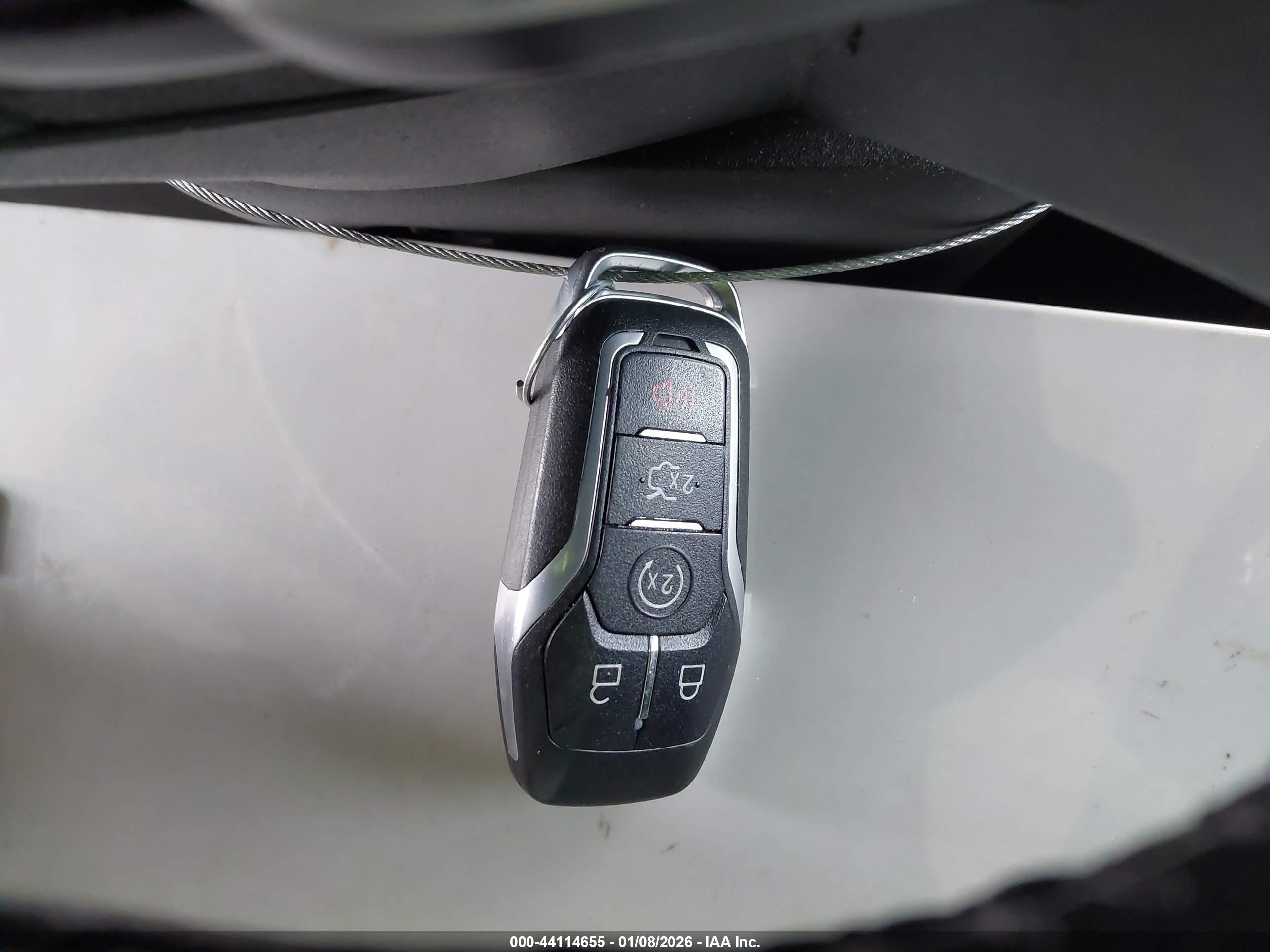 LINCOLN MKZ image 11