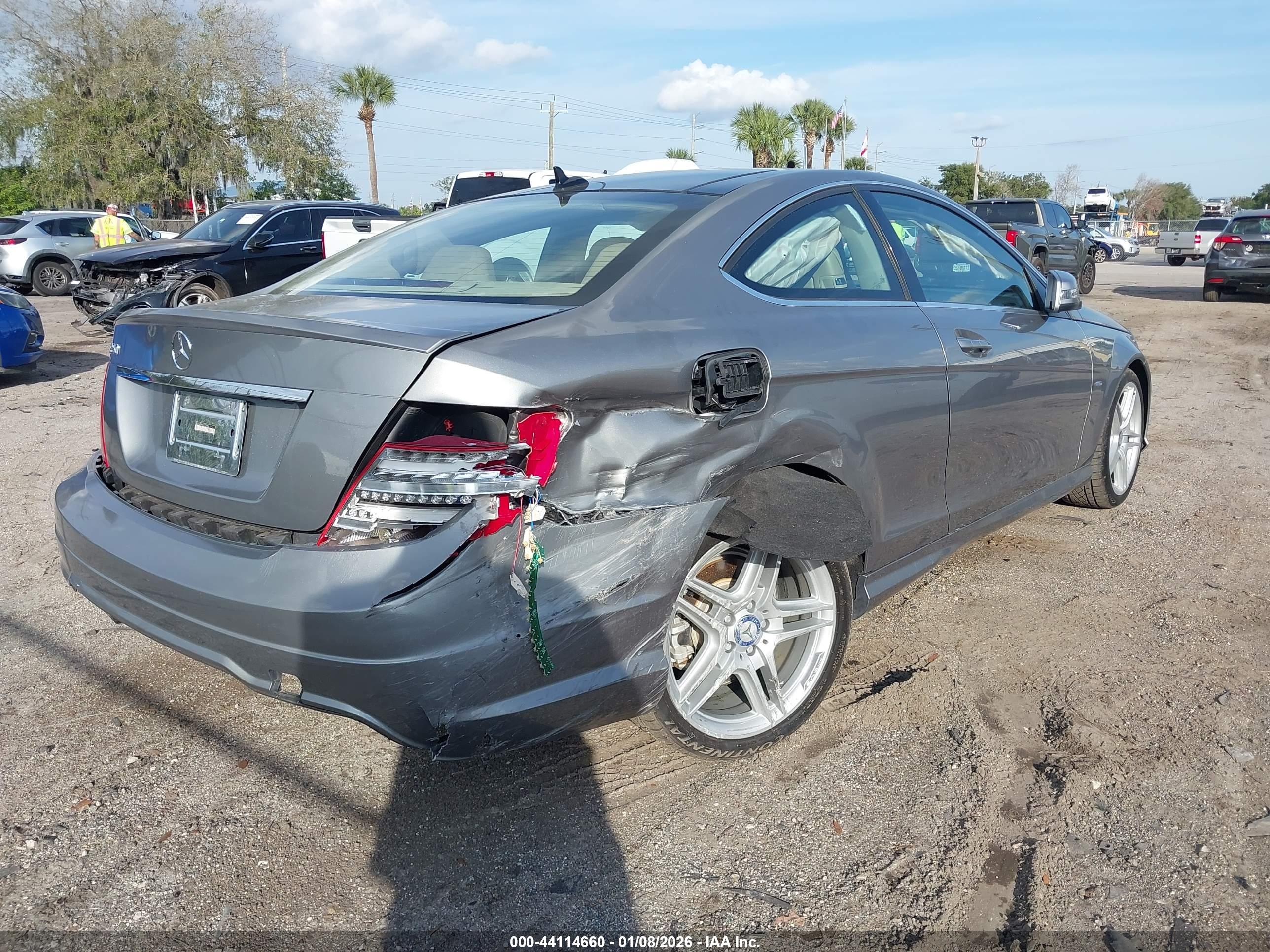 MERCEDES-BENZ C image 4