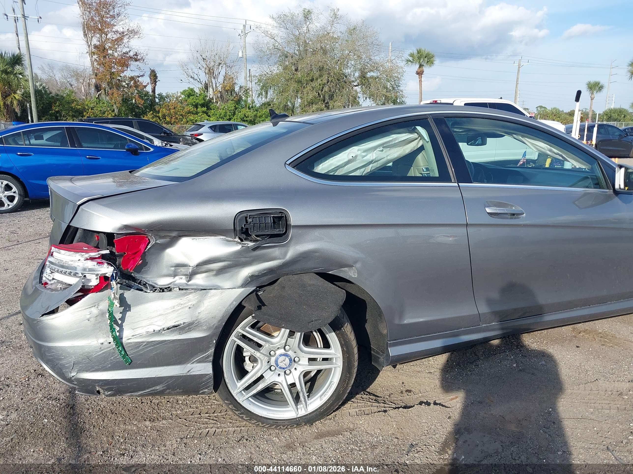 MERCEDES-BENZ C image 6