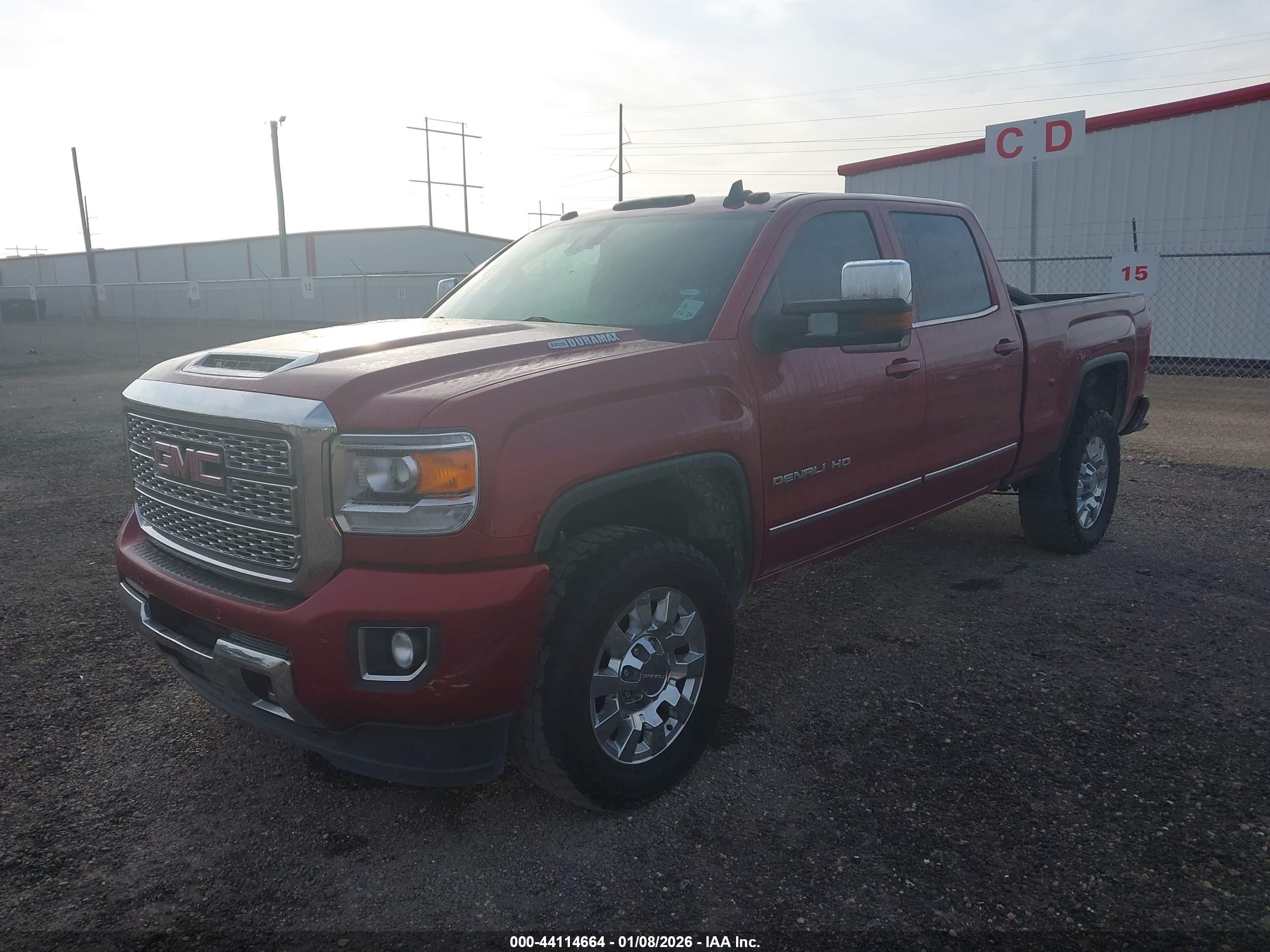 GMC SIERRA image 2