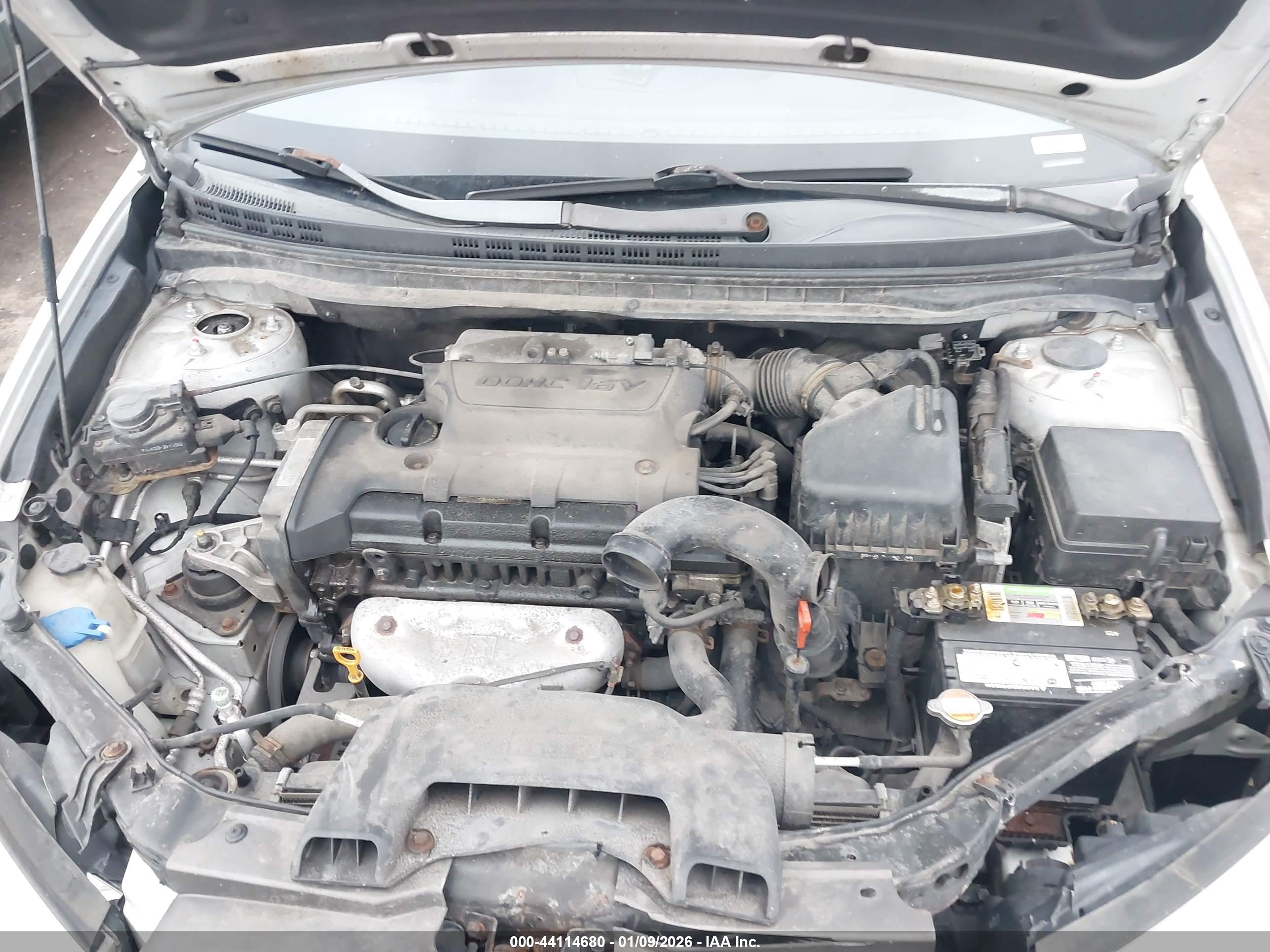 HYUNDAI ELANTRA image 10