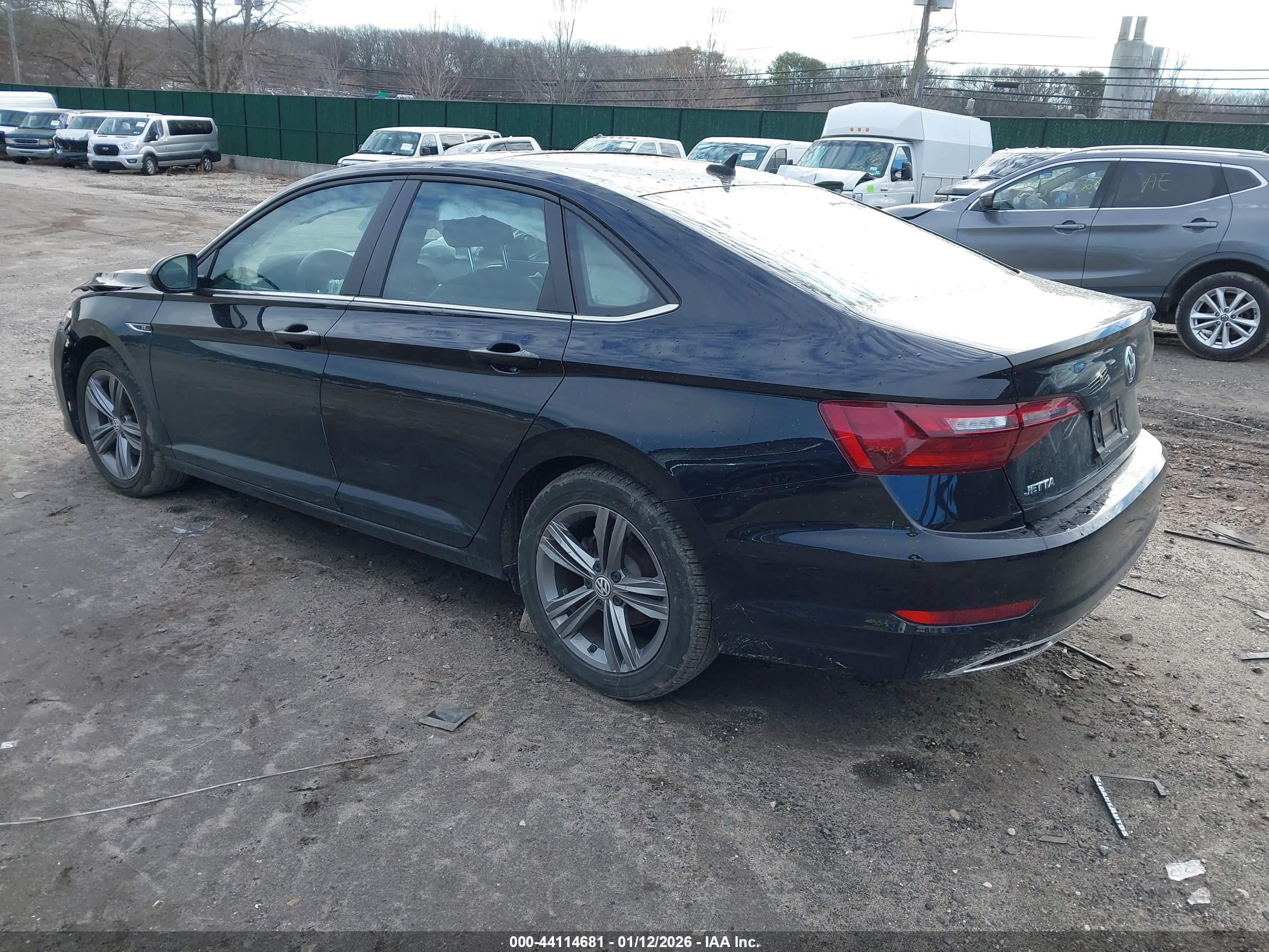 VOLKSWAGEN JETTA image 3