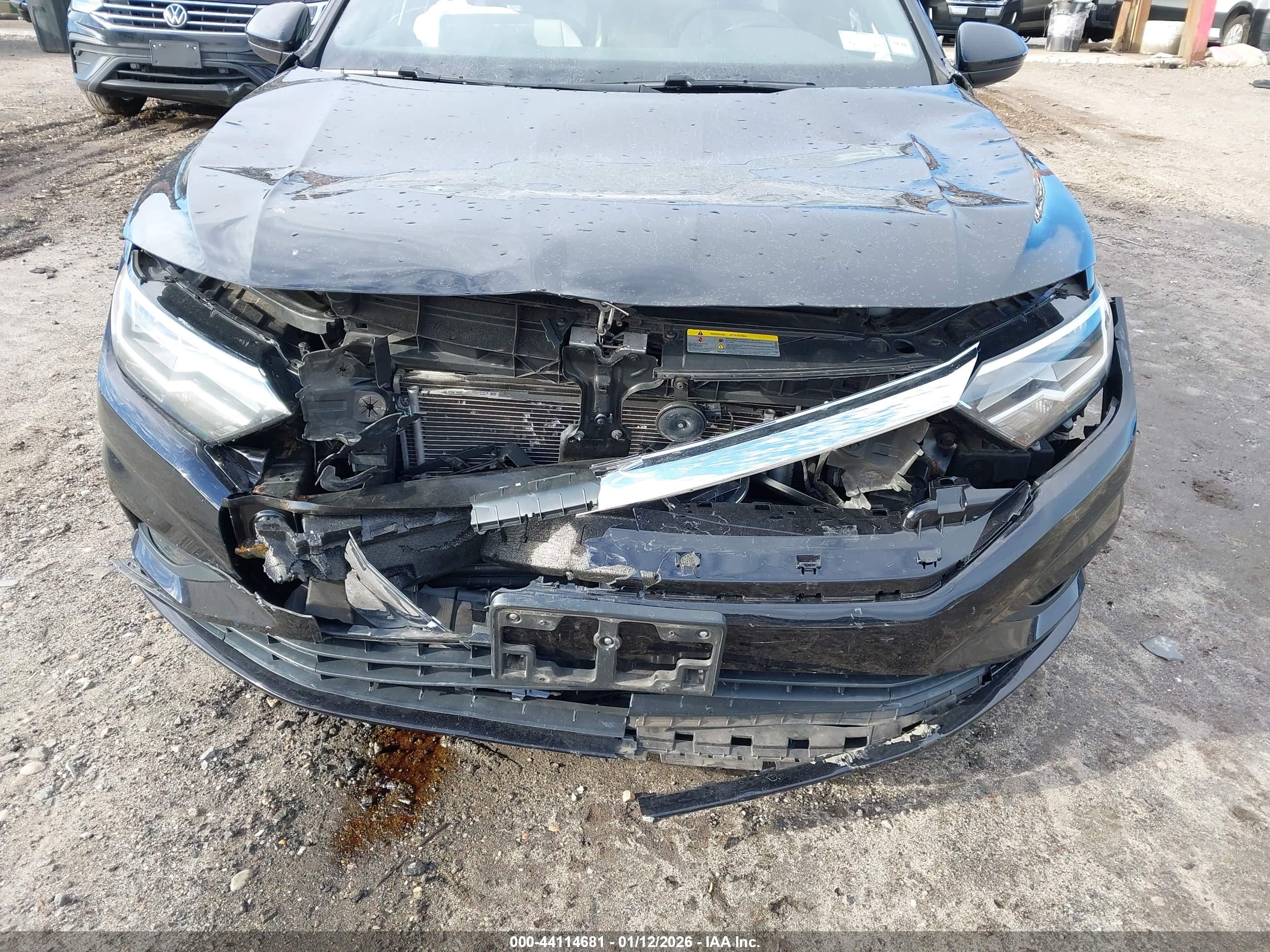 VOLKSWAGEN JETTA image 6