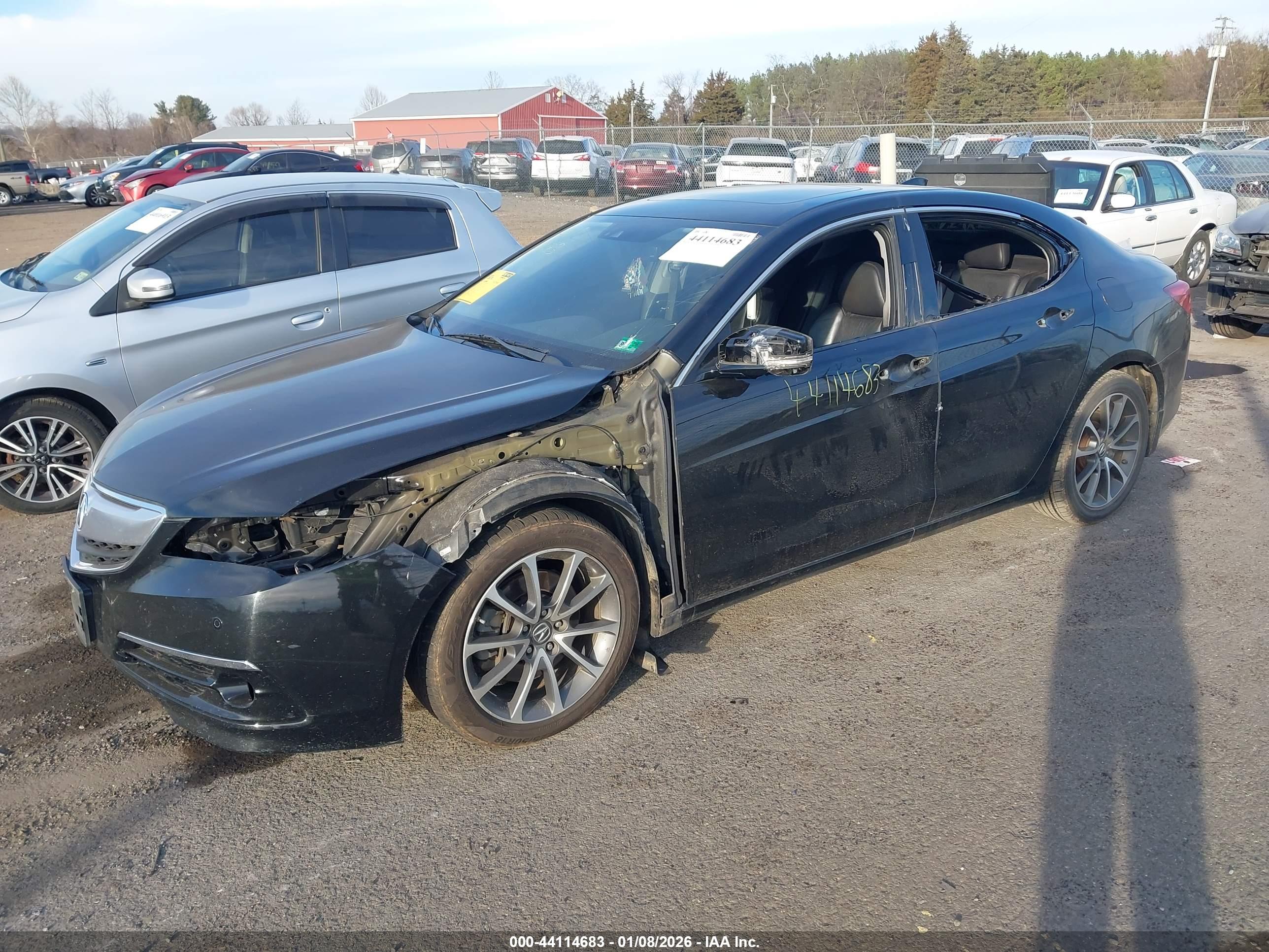 ACURA TLX image 2