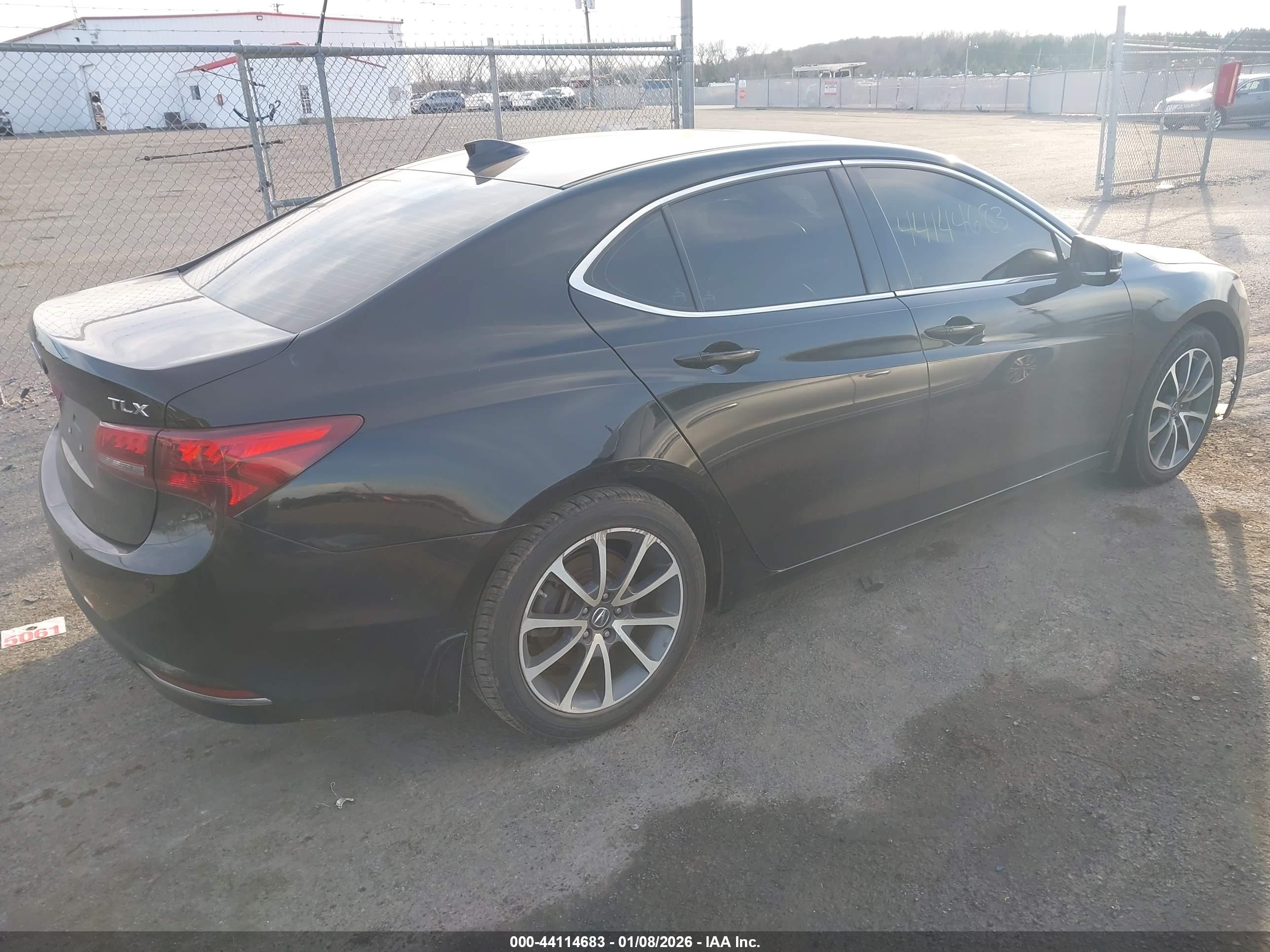 ACURA TLX image 4