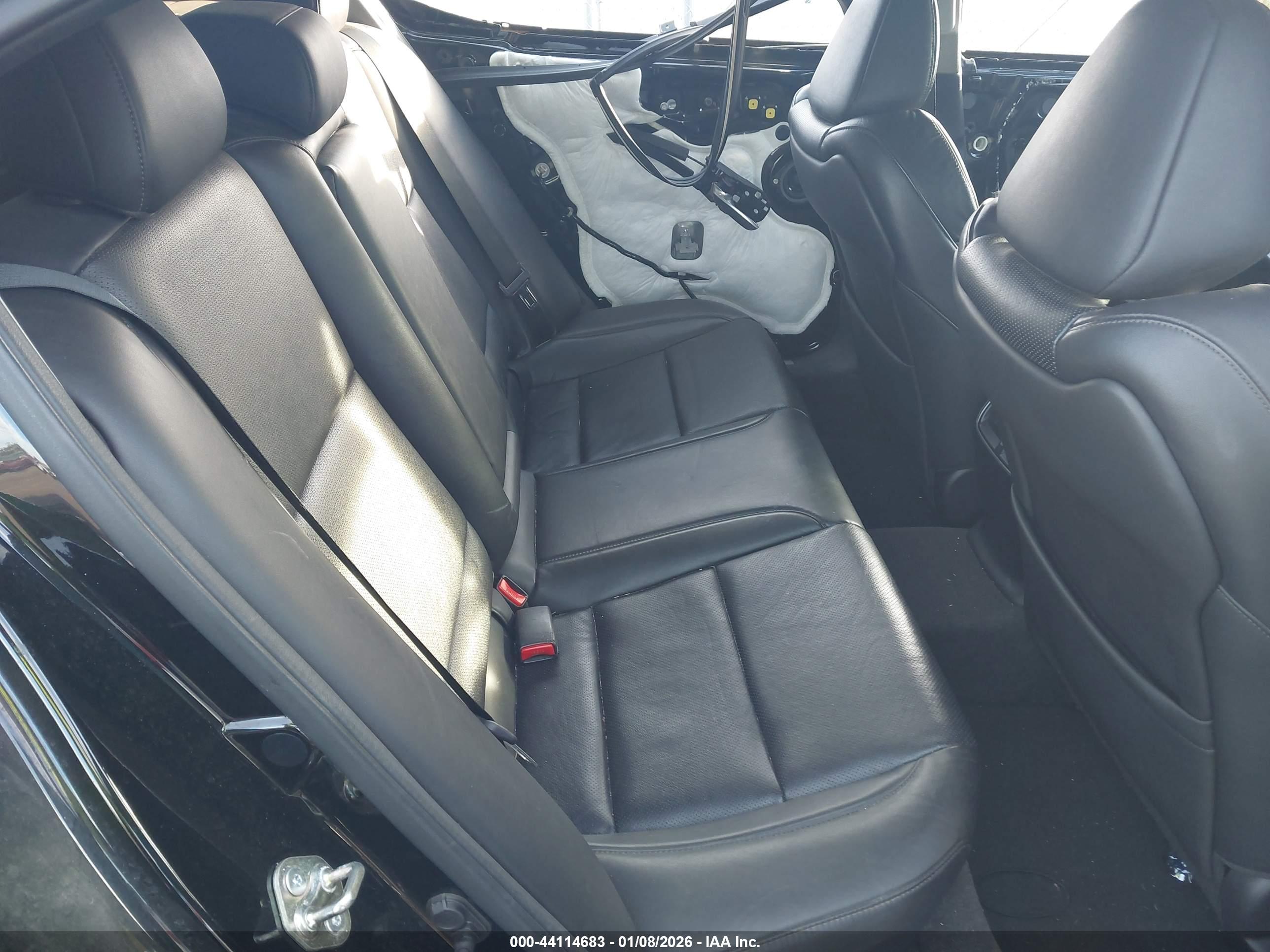 ACURA TLX image 8