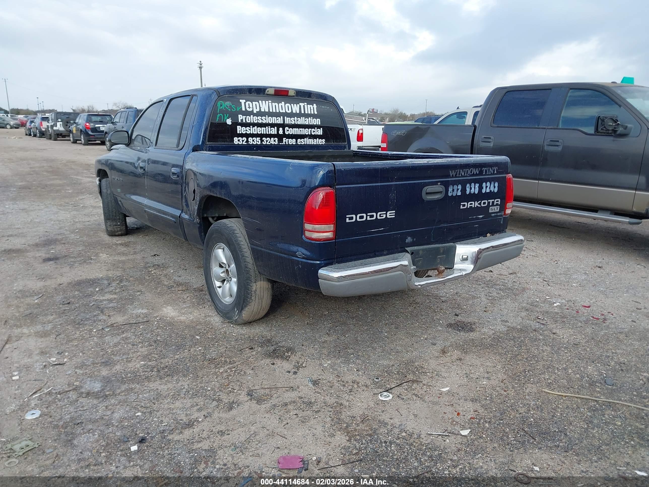 DODGE DAKOTA image 3