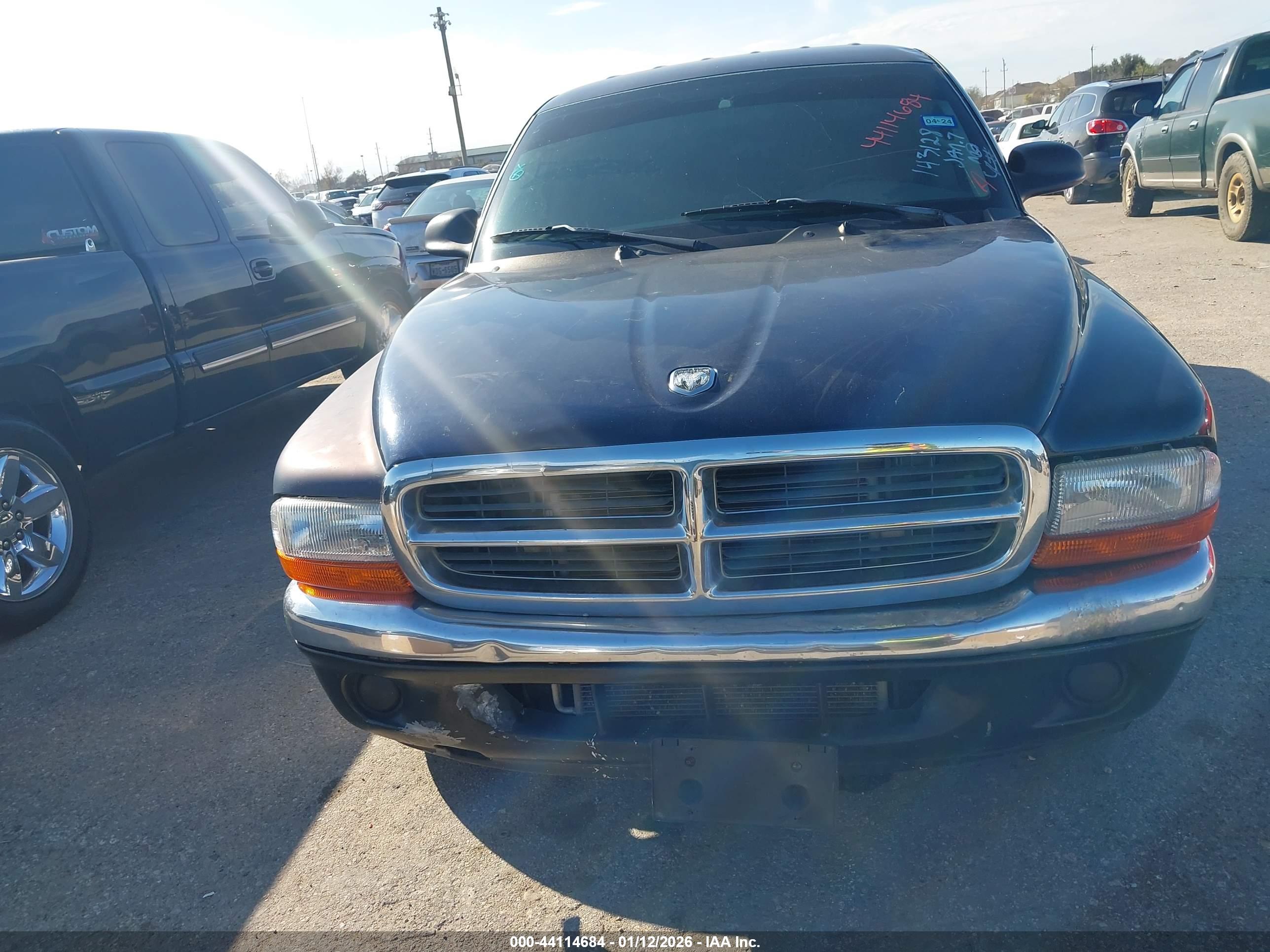 DODGE DAKOTA image 6