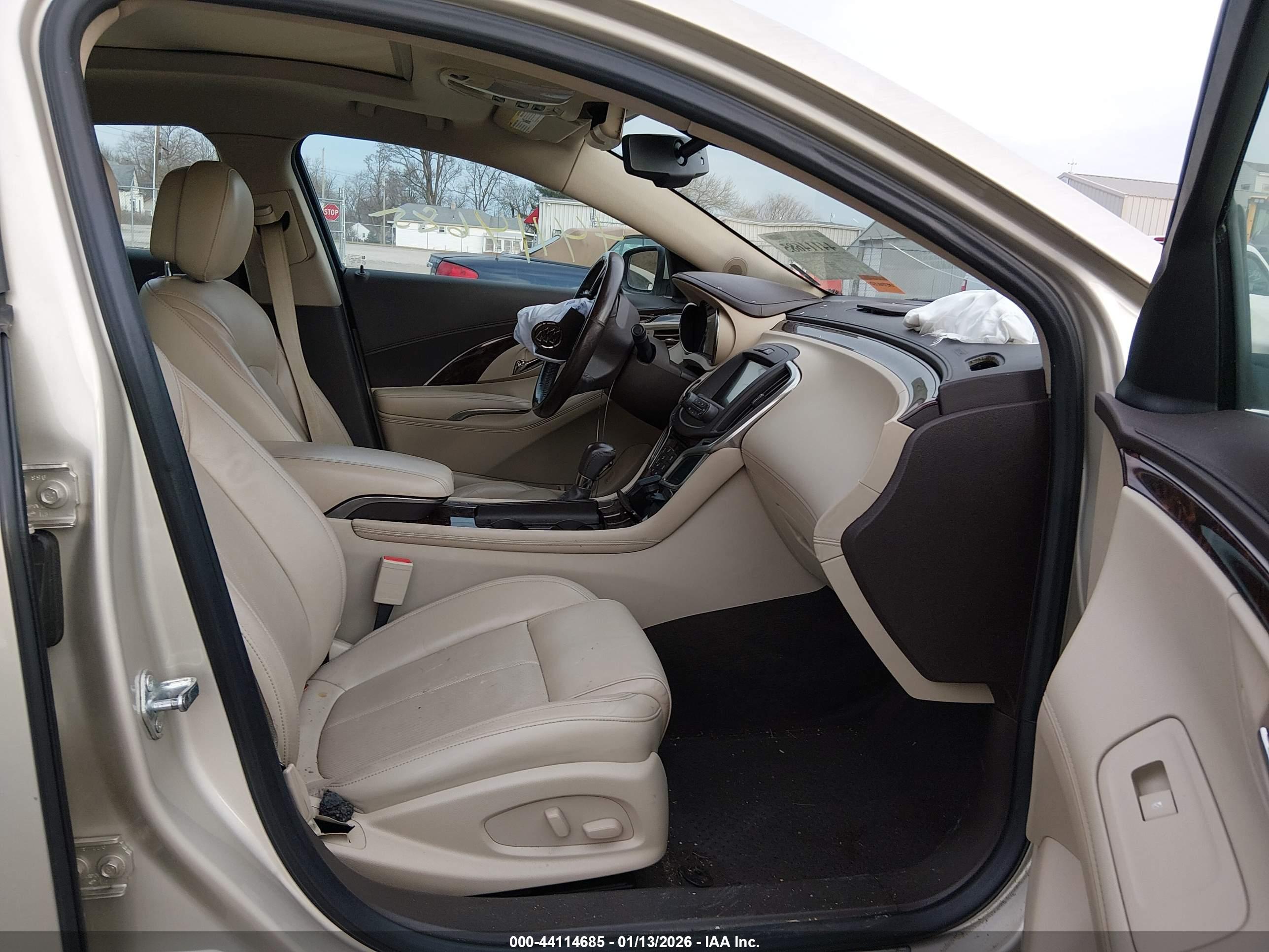 BUICK LACROSSE image 5