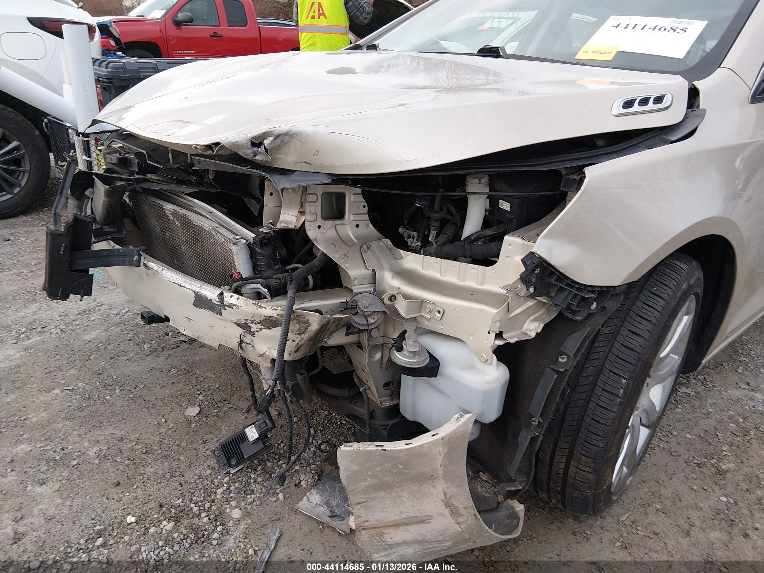 BUICK LACROSSE image 6