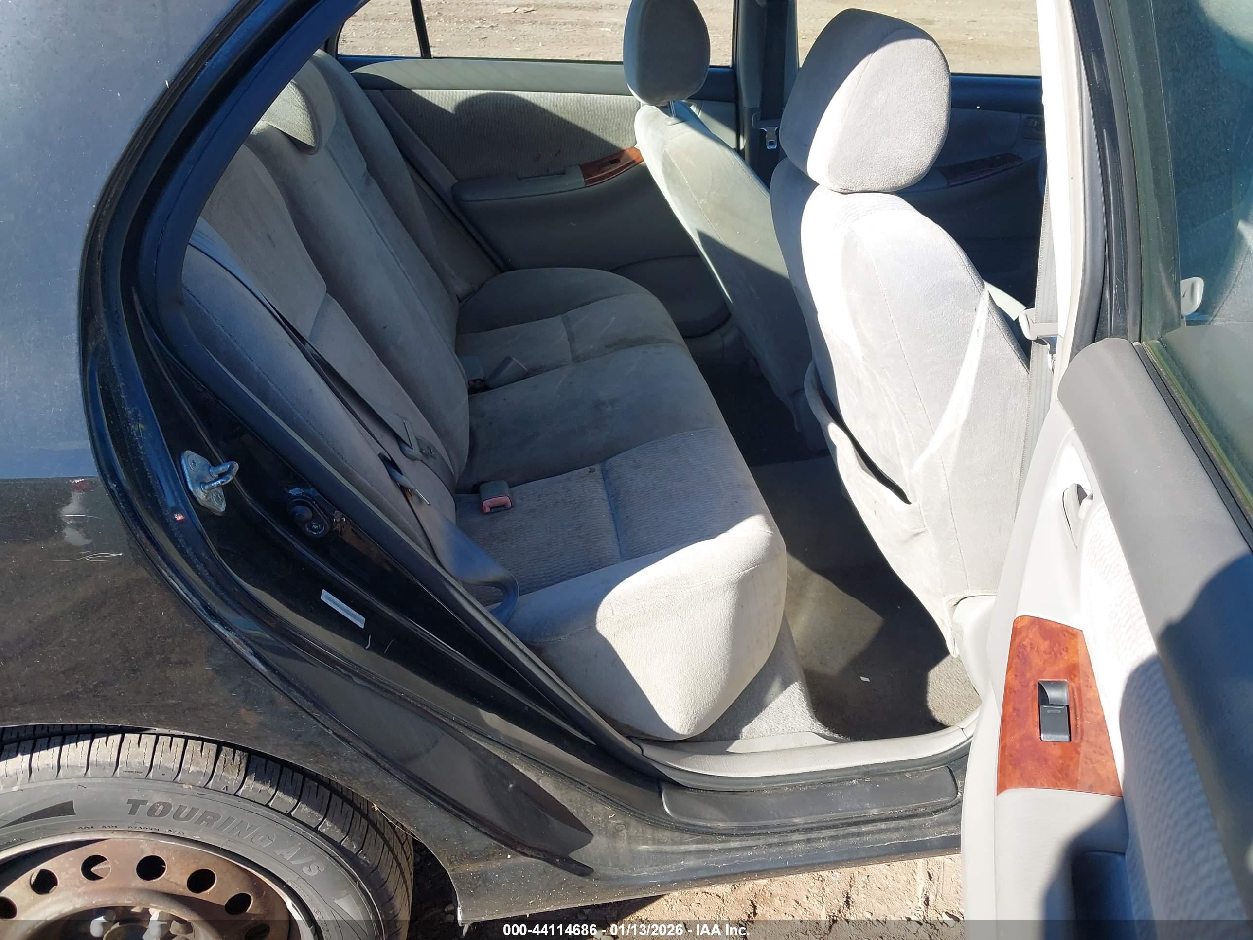 TOYOTA COROLLA image 8