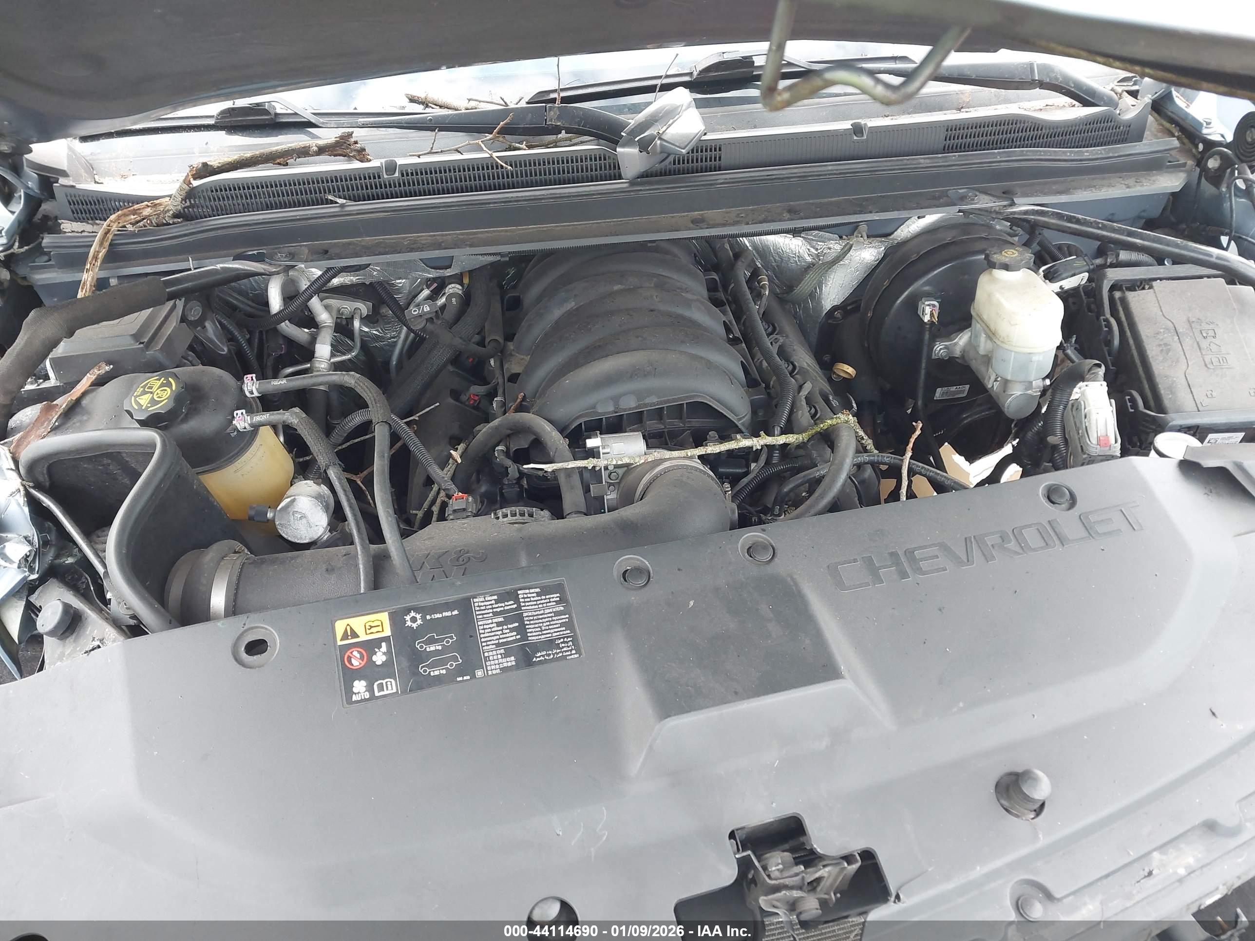 CHEVROLET TAHOE image 10